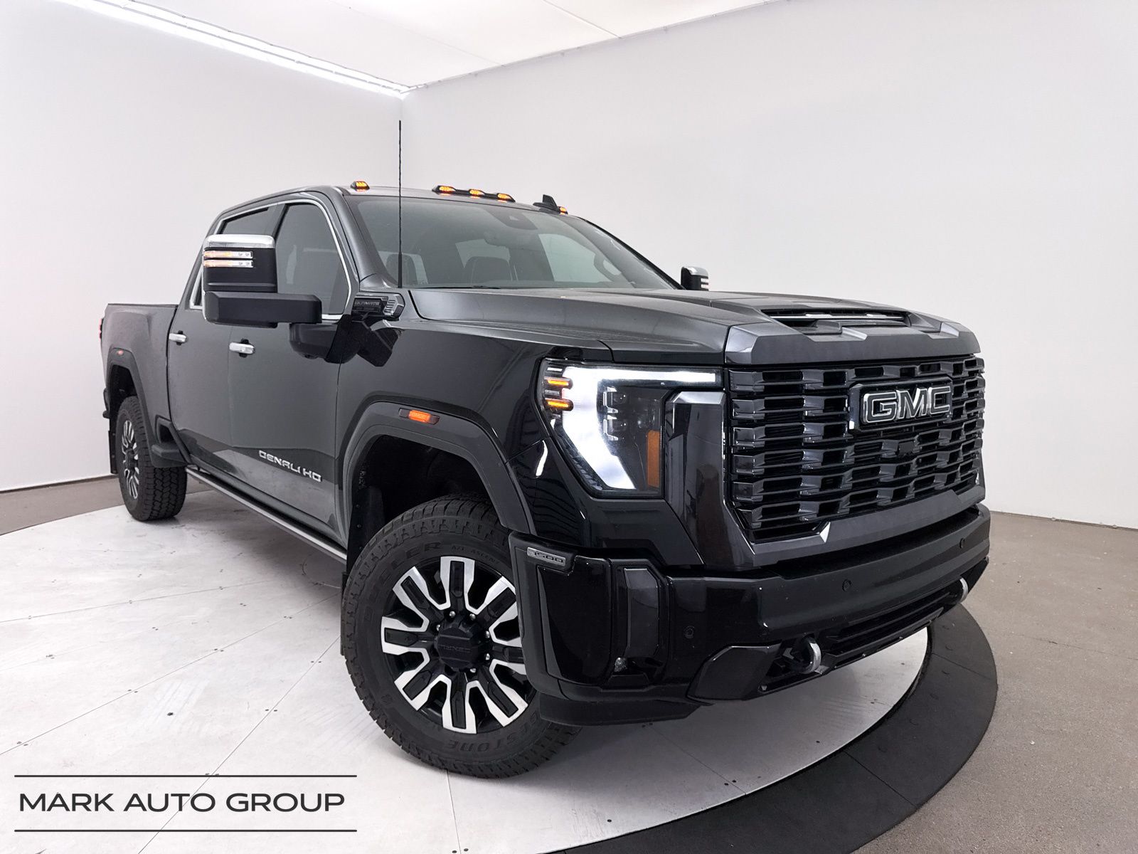 2024 GMC Sierra 3500HD Denali Ultimate