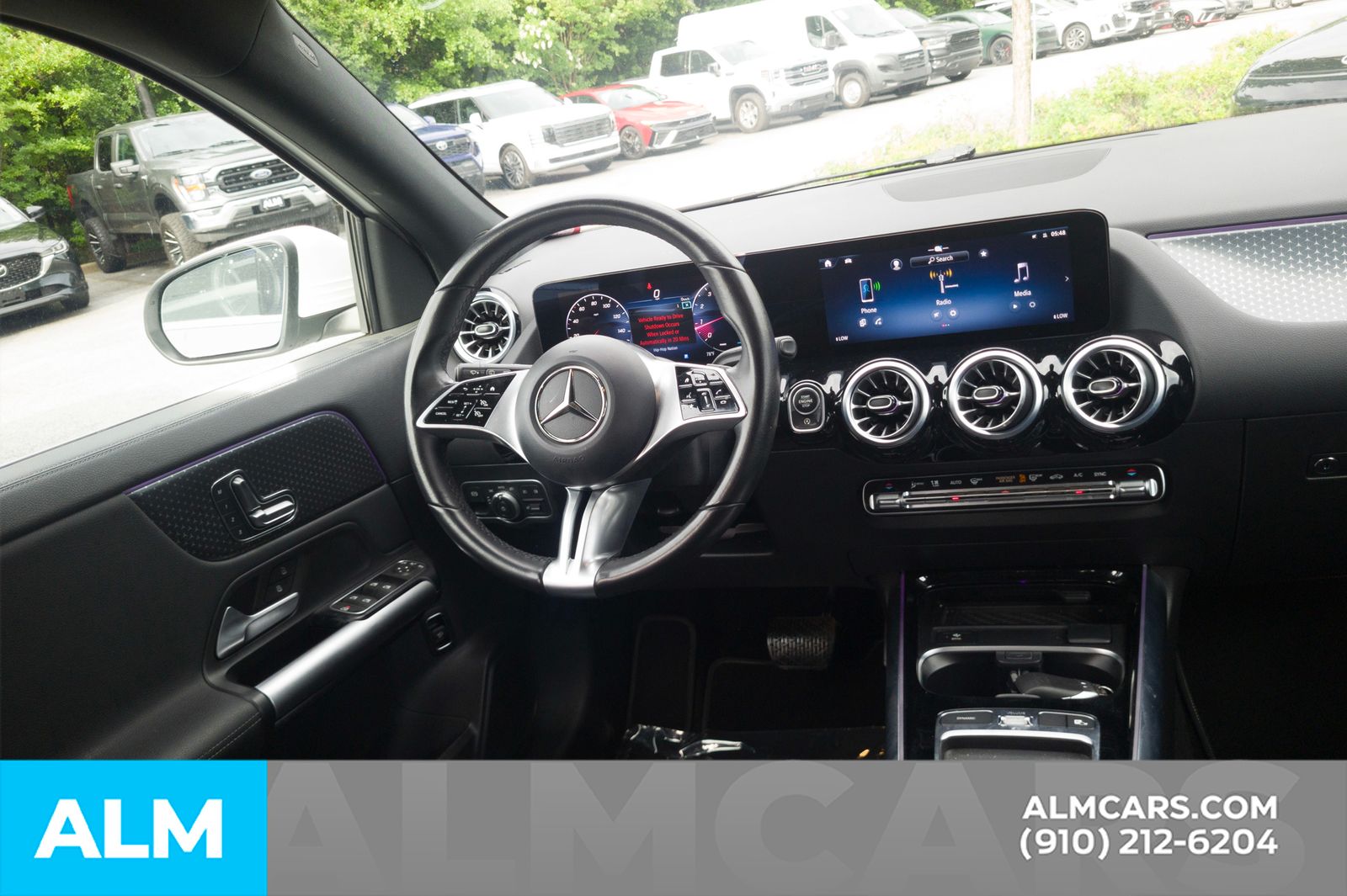 Used 2025 Polar White Mercedes-Benz GLA 250 image 21
