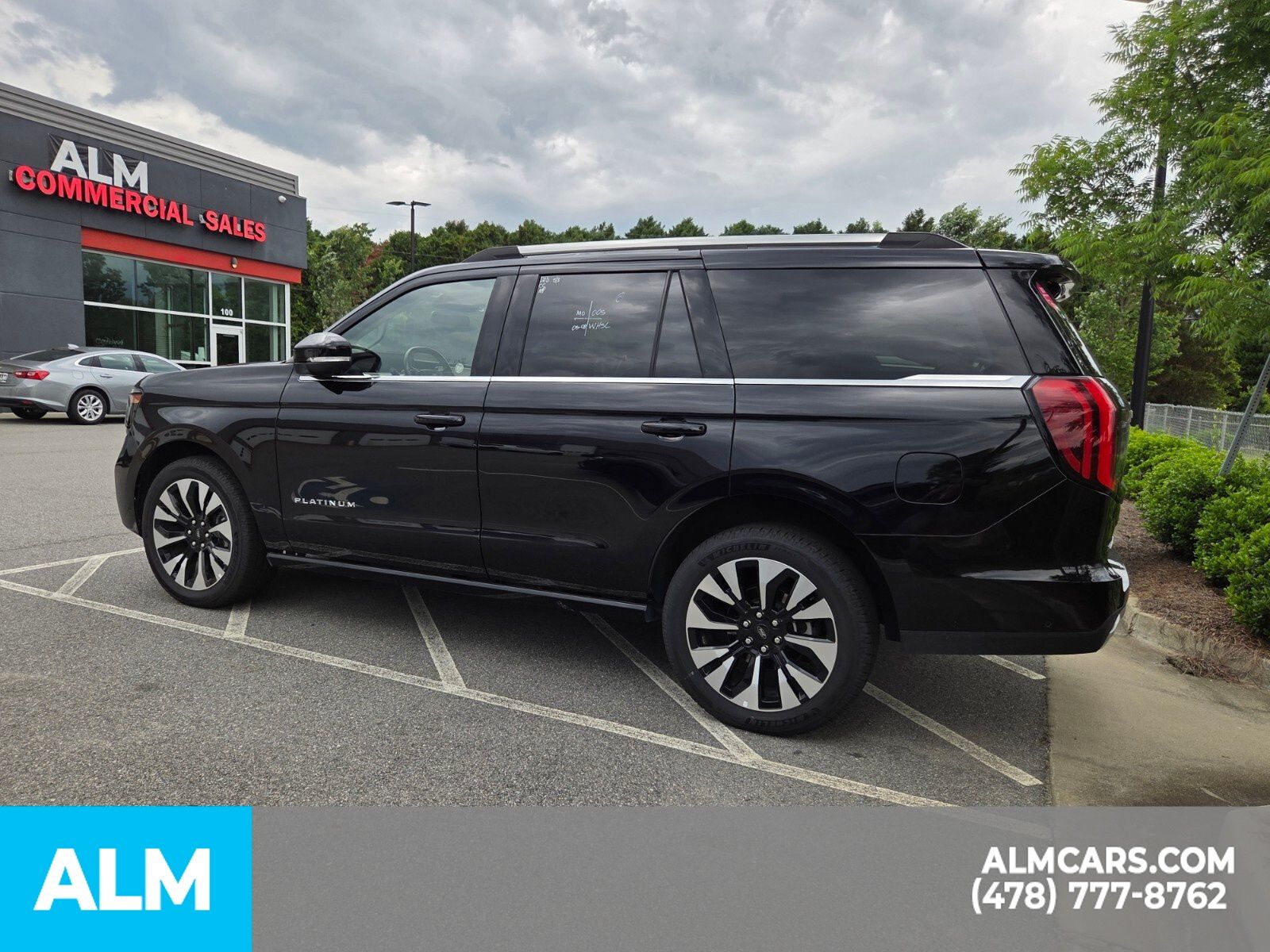 Used 2025 Black Ford Platinum image 11