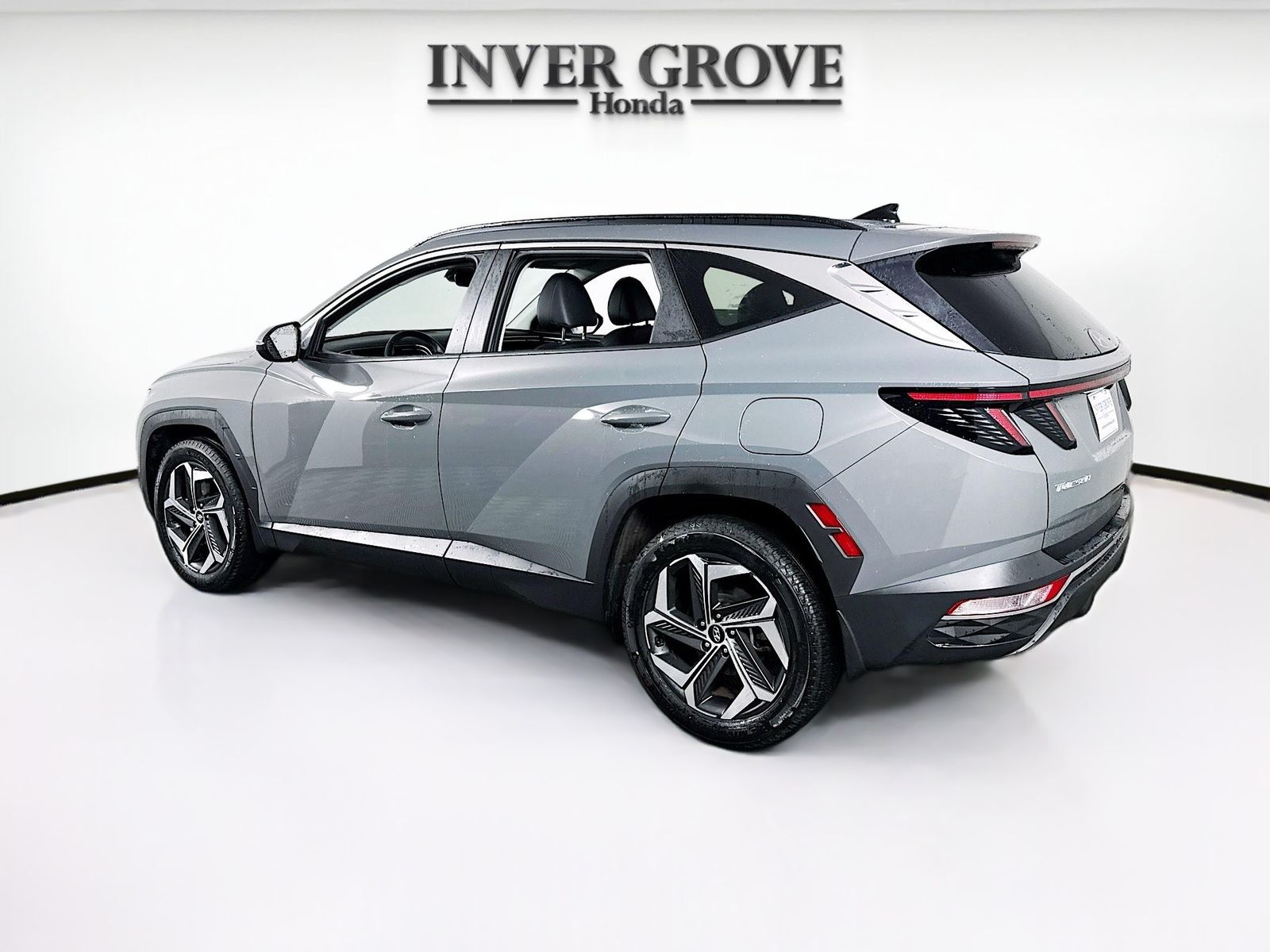 View vehicle photo 7