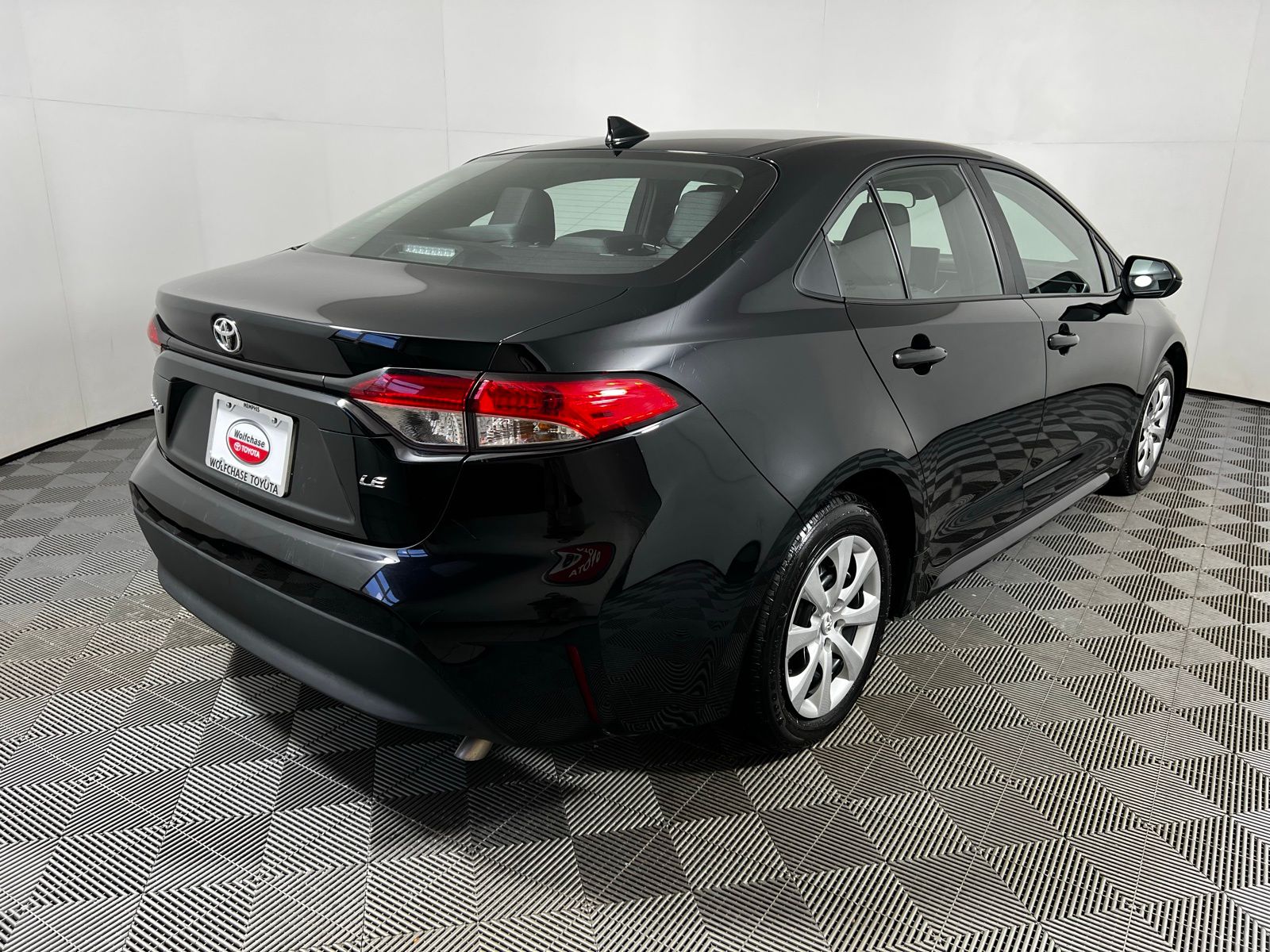 Thumbnail: 2025 Toyota Corolla - 5