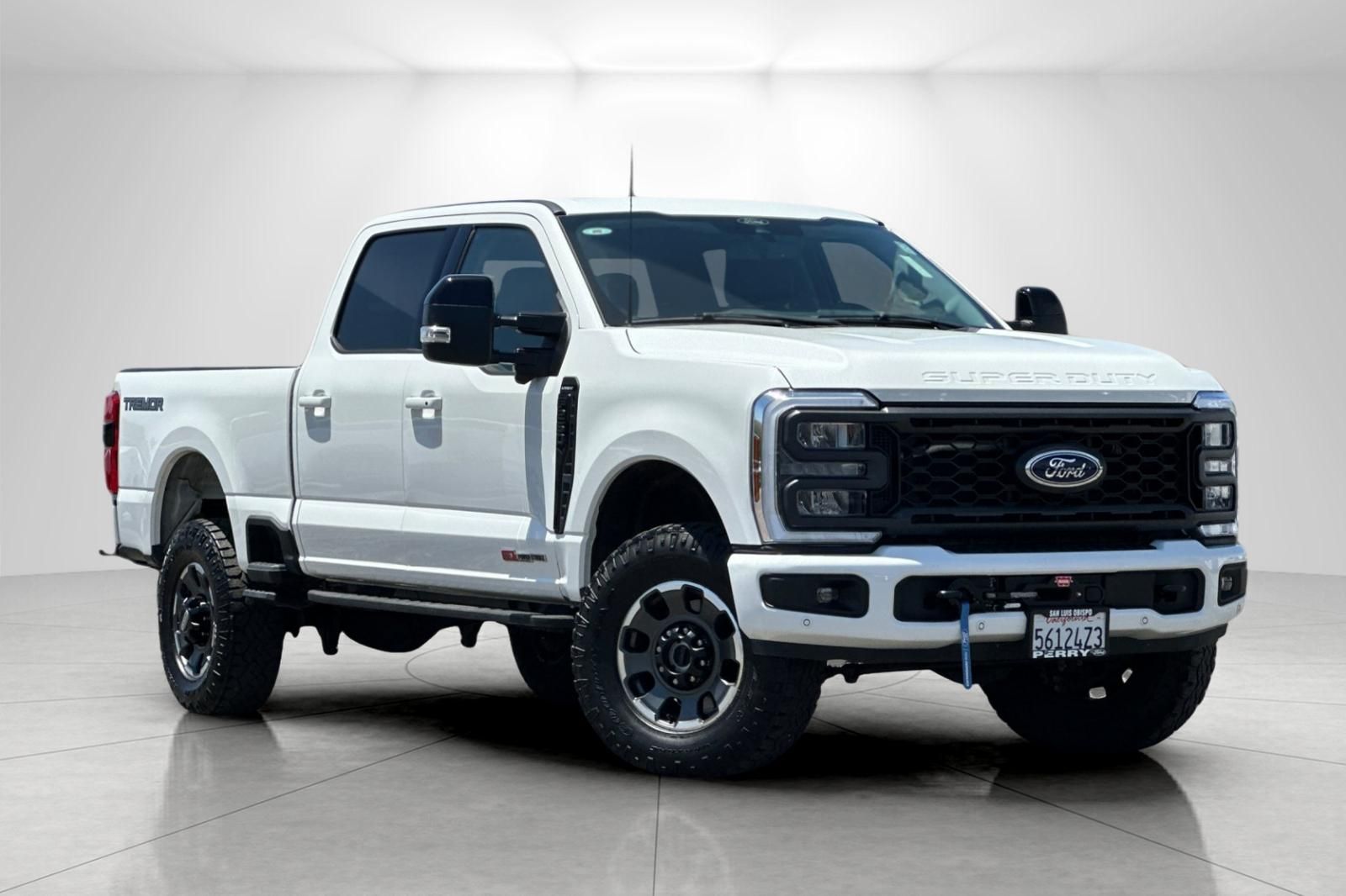 Star White Metallic Tri-Coat 2024 Ford F-250 Super Duty Lariat Crew Cab 4WD Pickup Truck Four-Wheel Drive Automatic