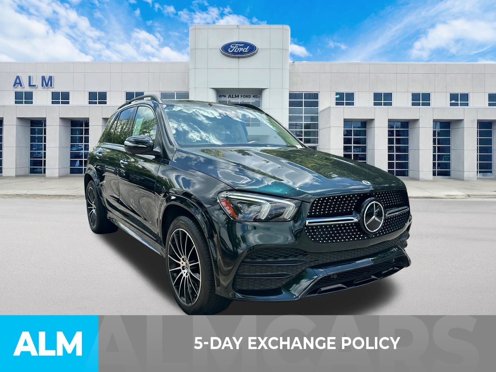 Used 2022 Black Mercedes-Benz GLE 350 image 3