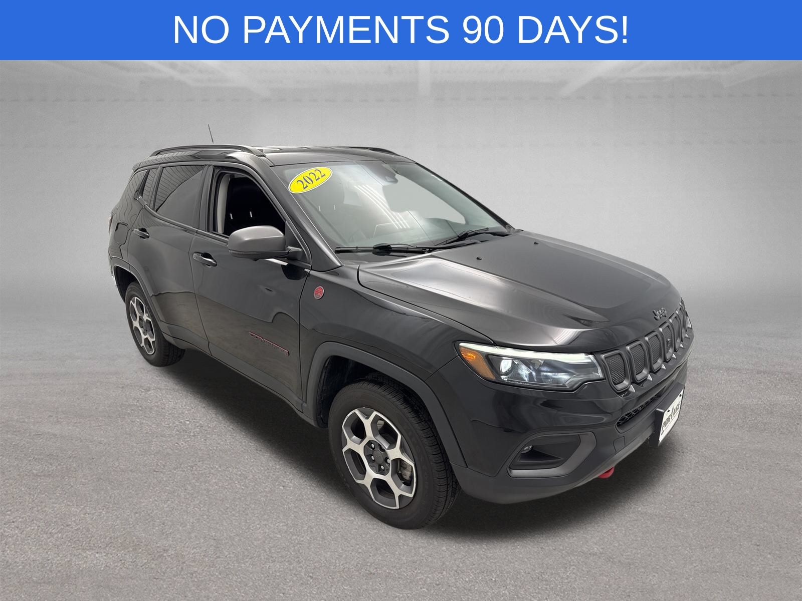 Diamond Black Crystal Pearlcoat 2022 Jeep Compass SUV / Crossover Four-Wheel Drive 9-Speed Automatic