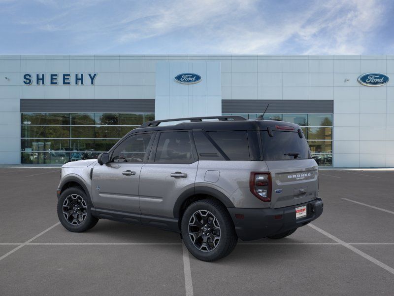 New 2025 Carbonized Gray Metallic Ford Outer Banks image 4