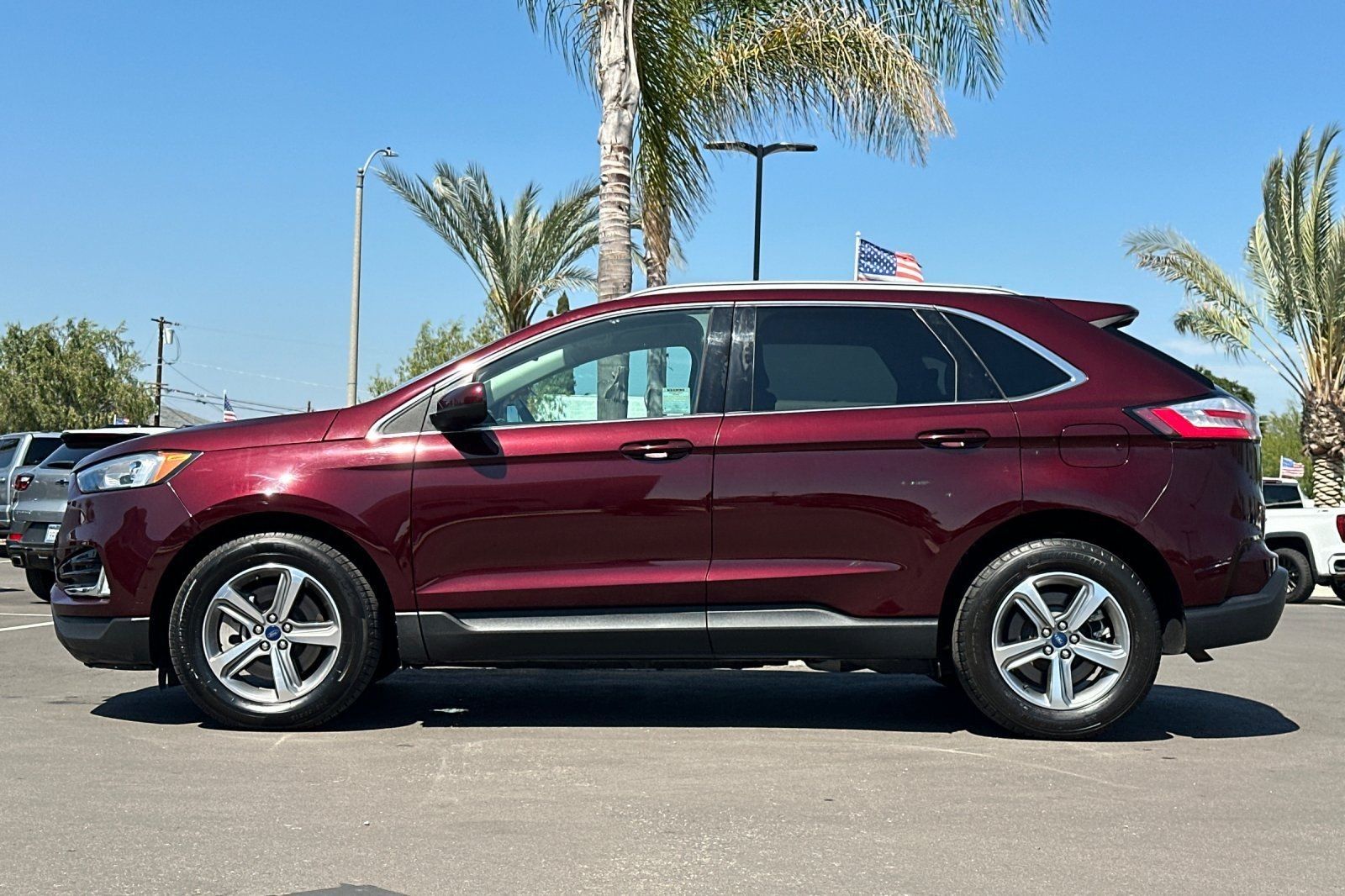 View vehicle photo 7