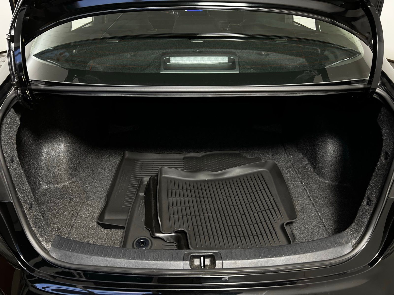 Thumbnail: 2025 Toyota Corolla - 22