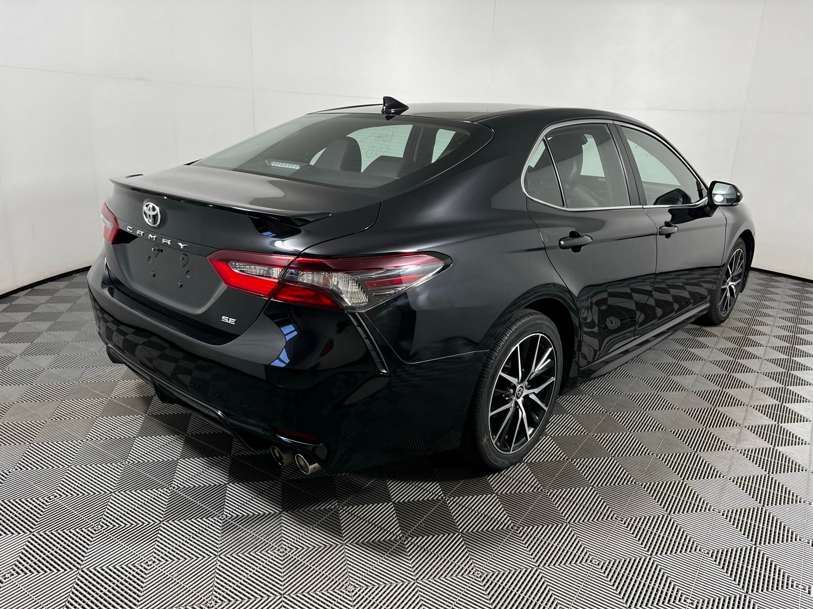 2024 Toyota Camry SE 5