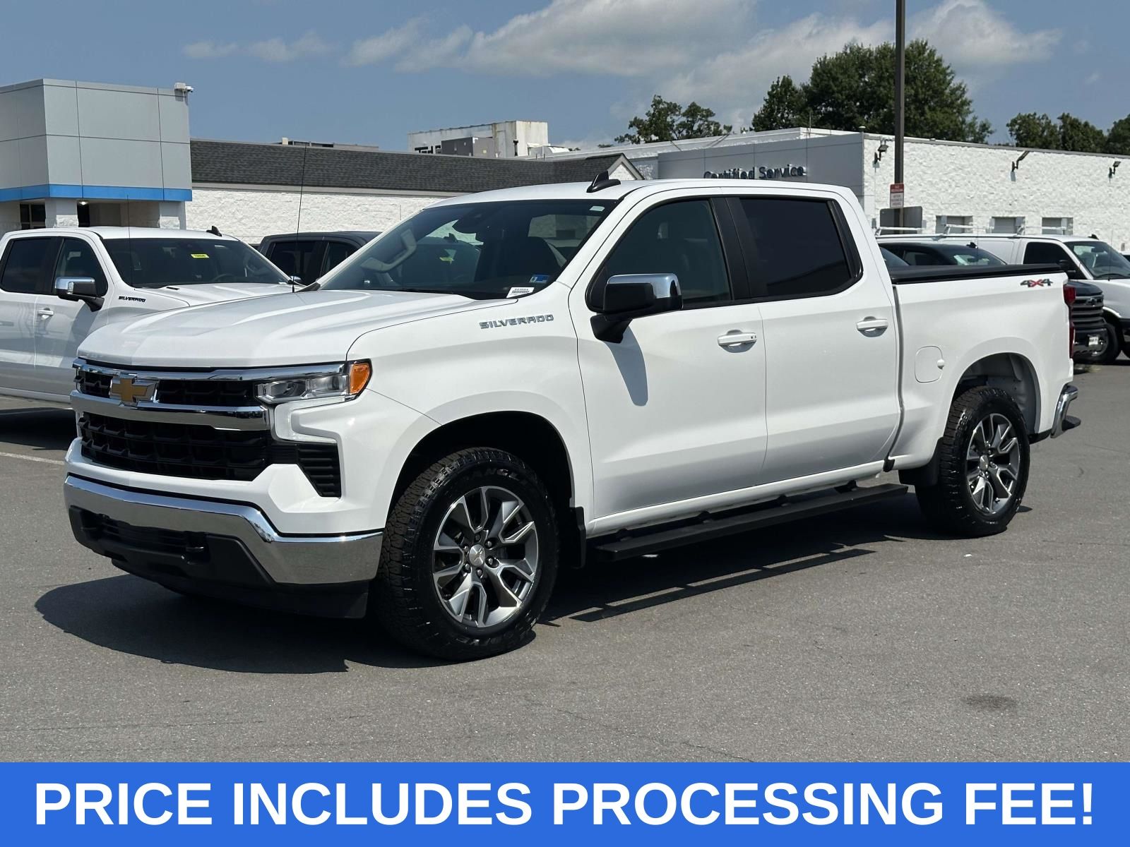 Summit White 2024 Chevrolet Silverado 1500 Pickup Truck Four-Wheel Drive 8-Speed Automatic