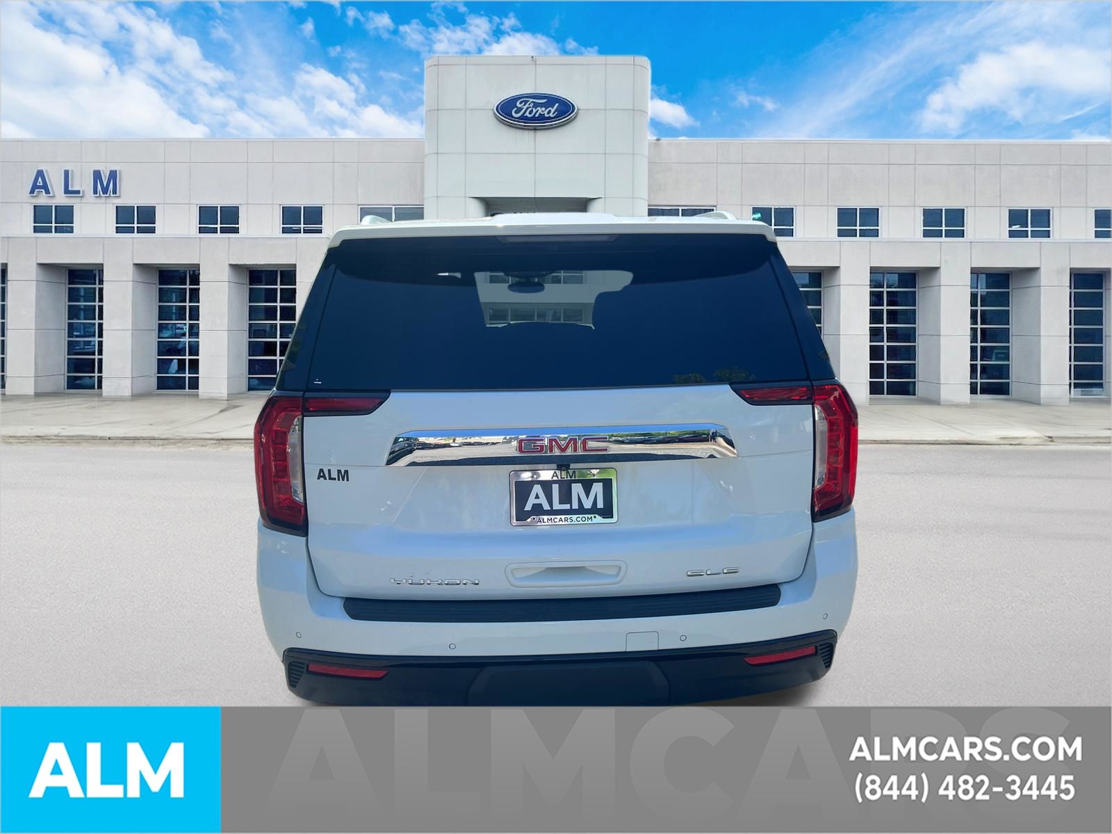 Used 2024 White GMC SLE image 6