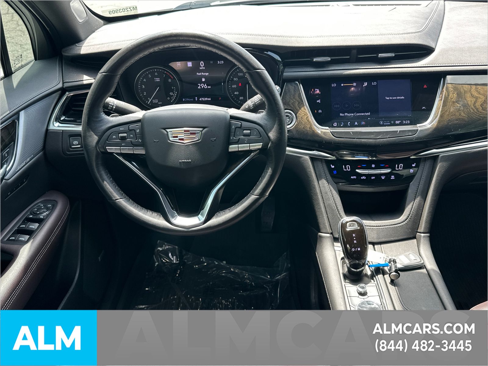 Used 2021 White Cadillac Premium Luxury image 27