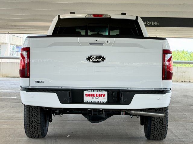 New 2026 Oxford White Ford XLT image 5