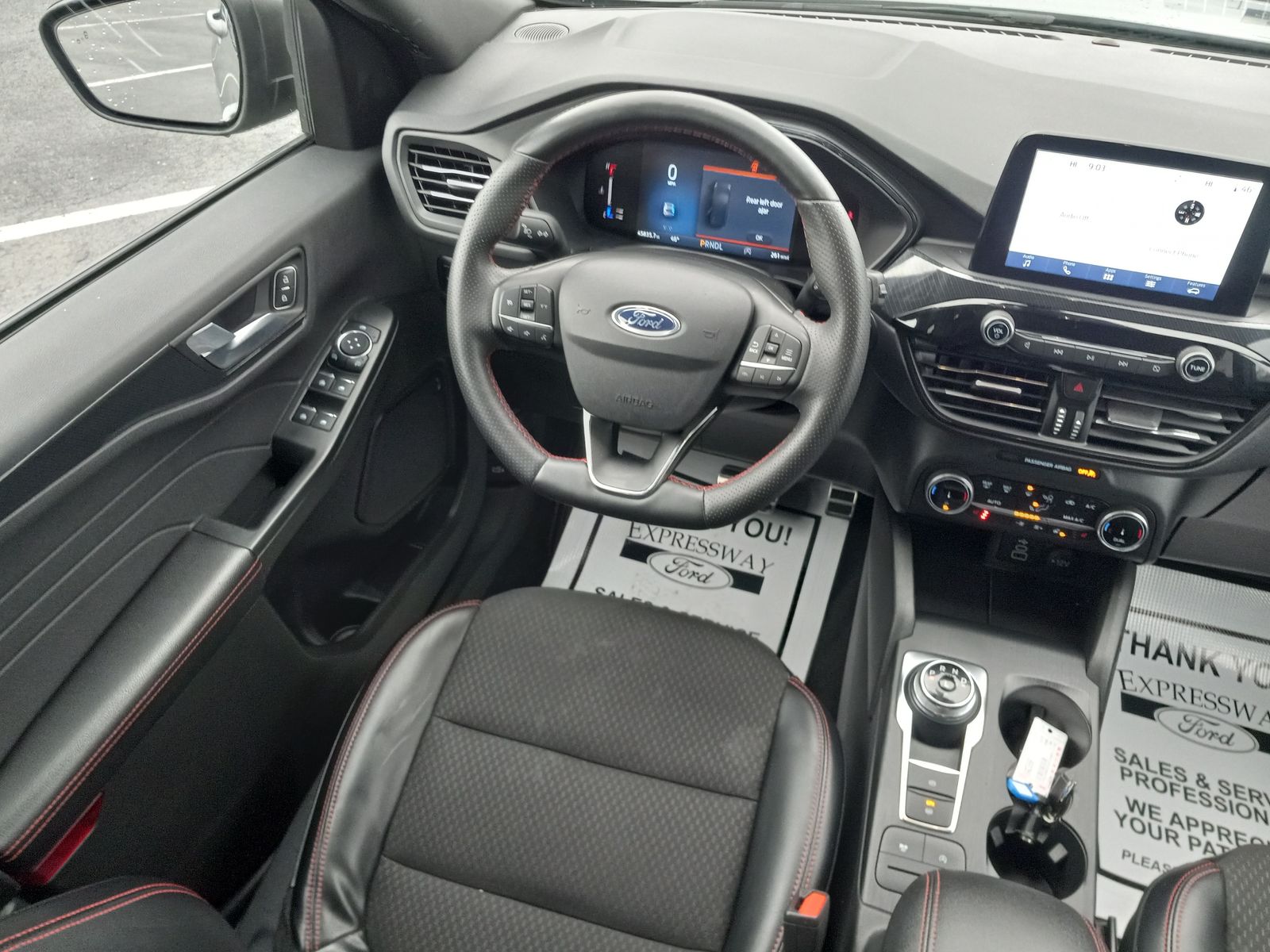 2024 Ford Escape image 16