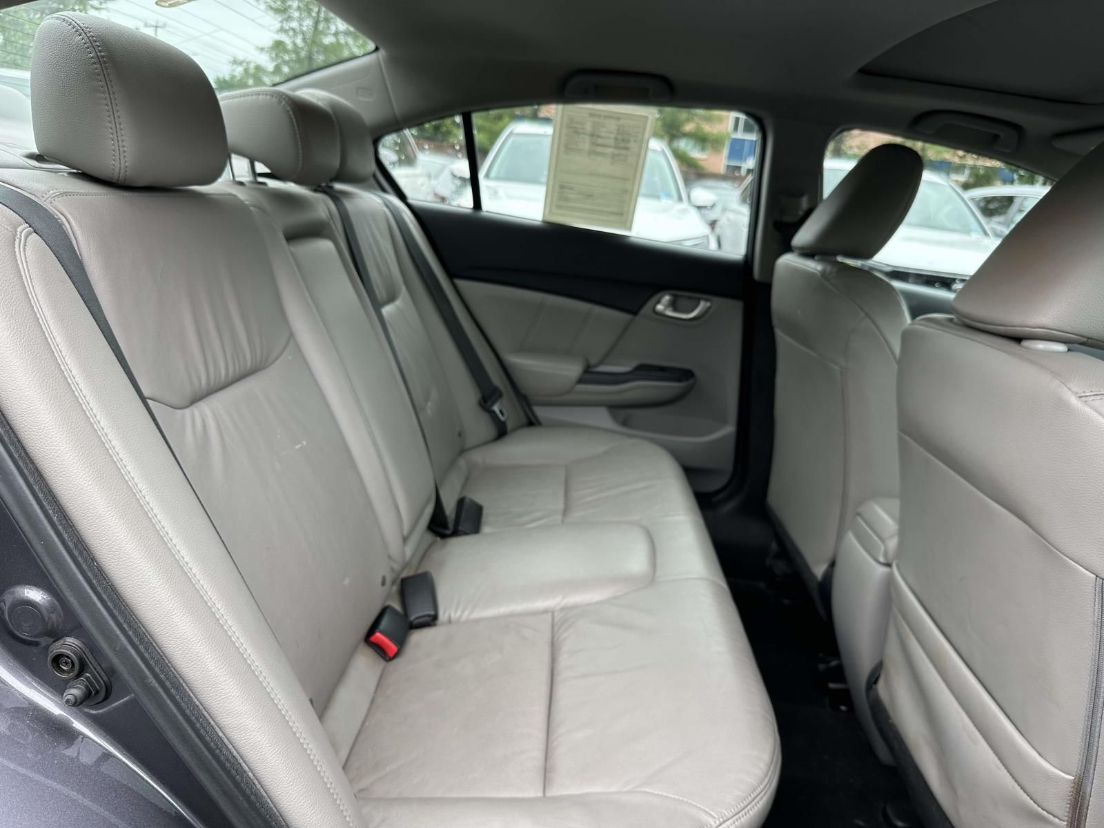 Used 2014  Honda EX-L image 34