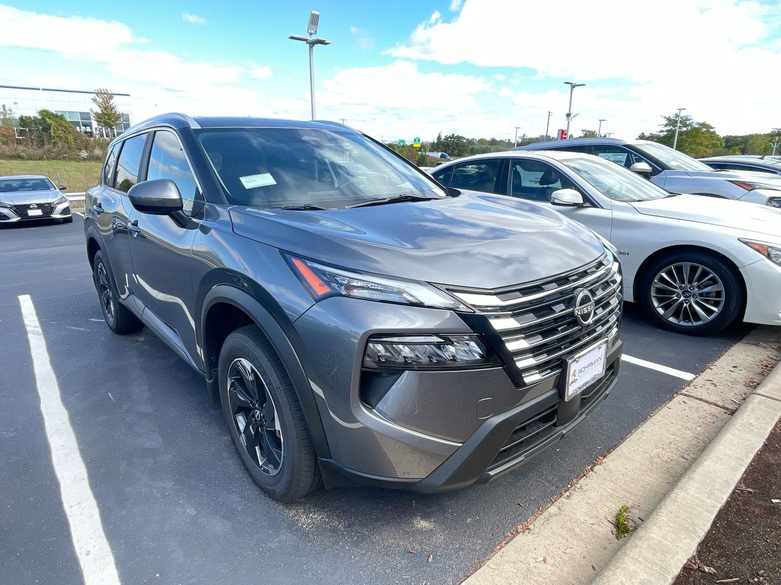 2024 Nissan Rogue SV 6