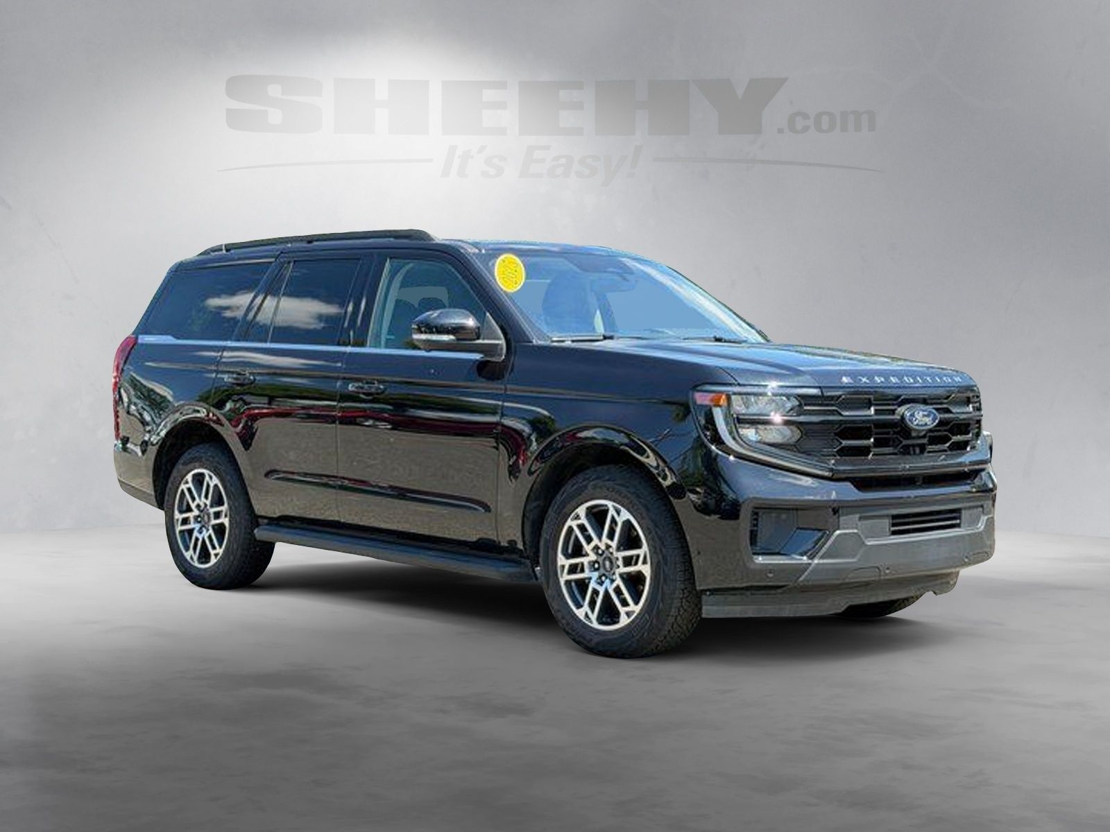 Certified Used 2025 Agate Black Metallic Ford Active image 2
