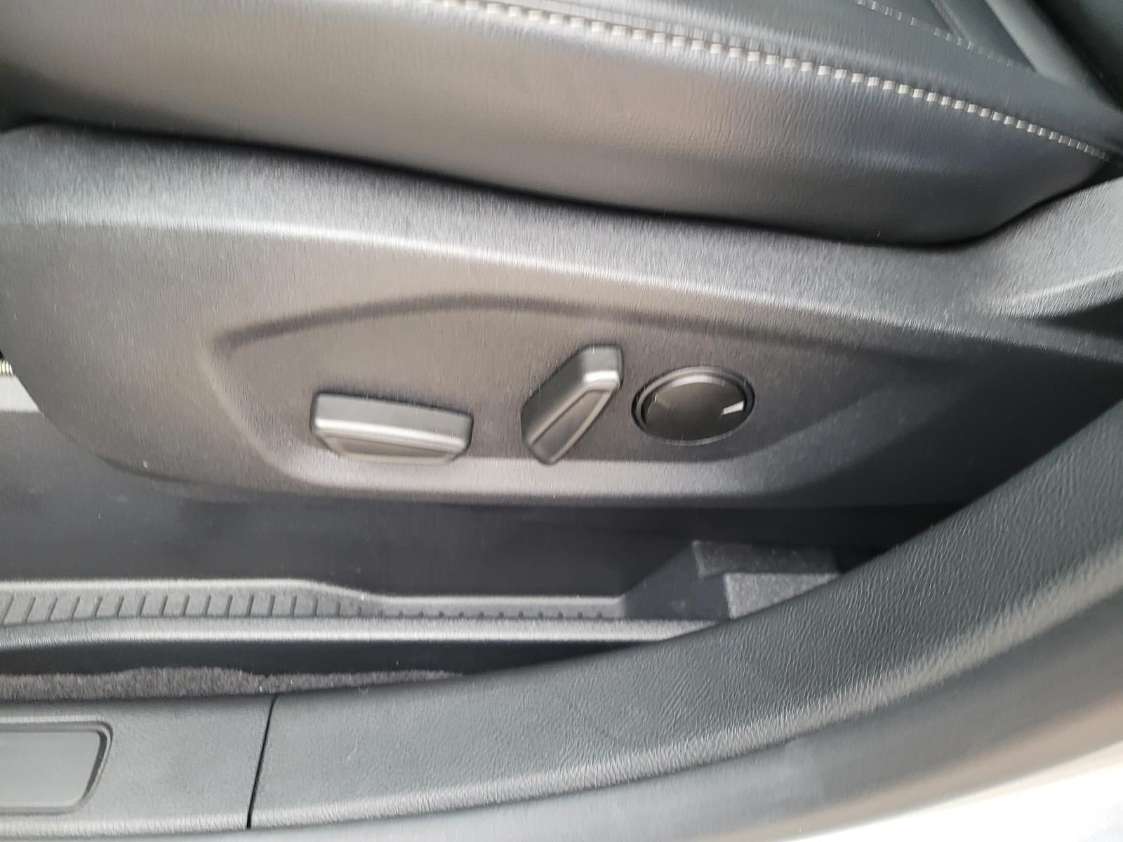 used 2024 Ford Edge car, priced at $26,990