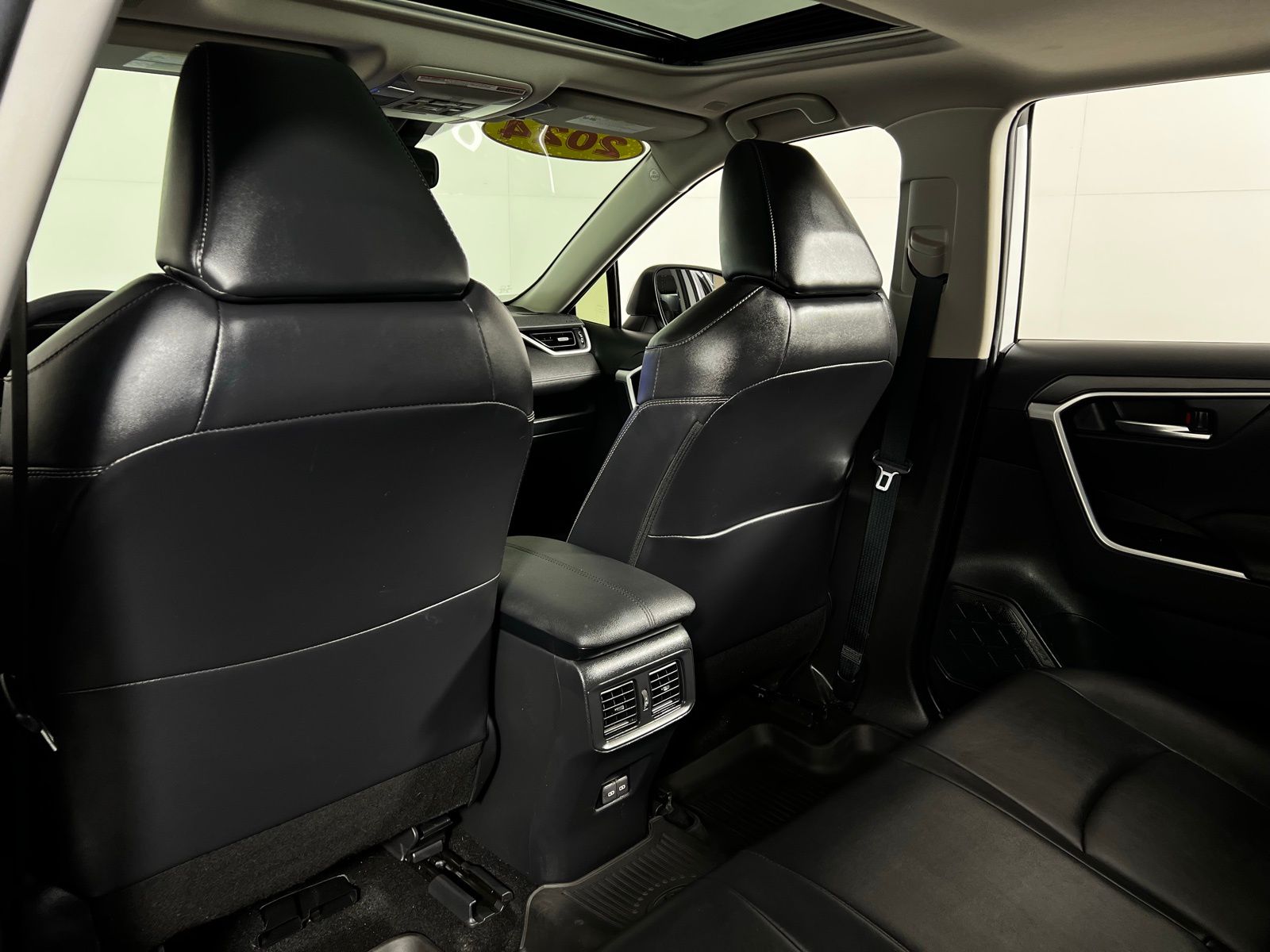 Thumbnail: 2024 Toyota RAV4 - 24