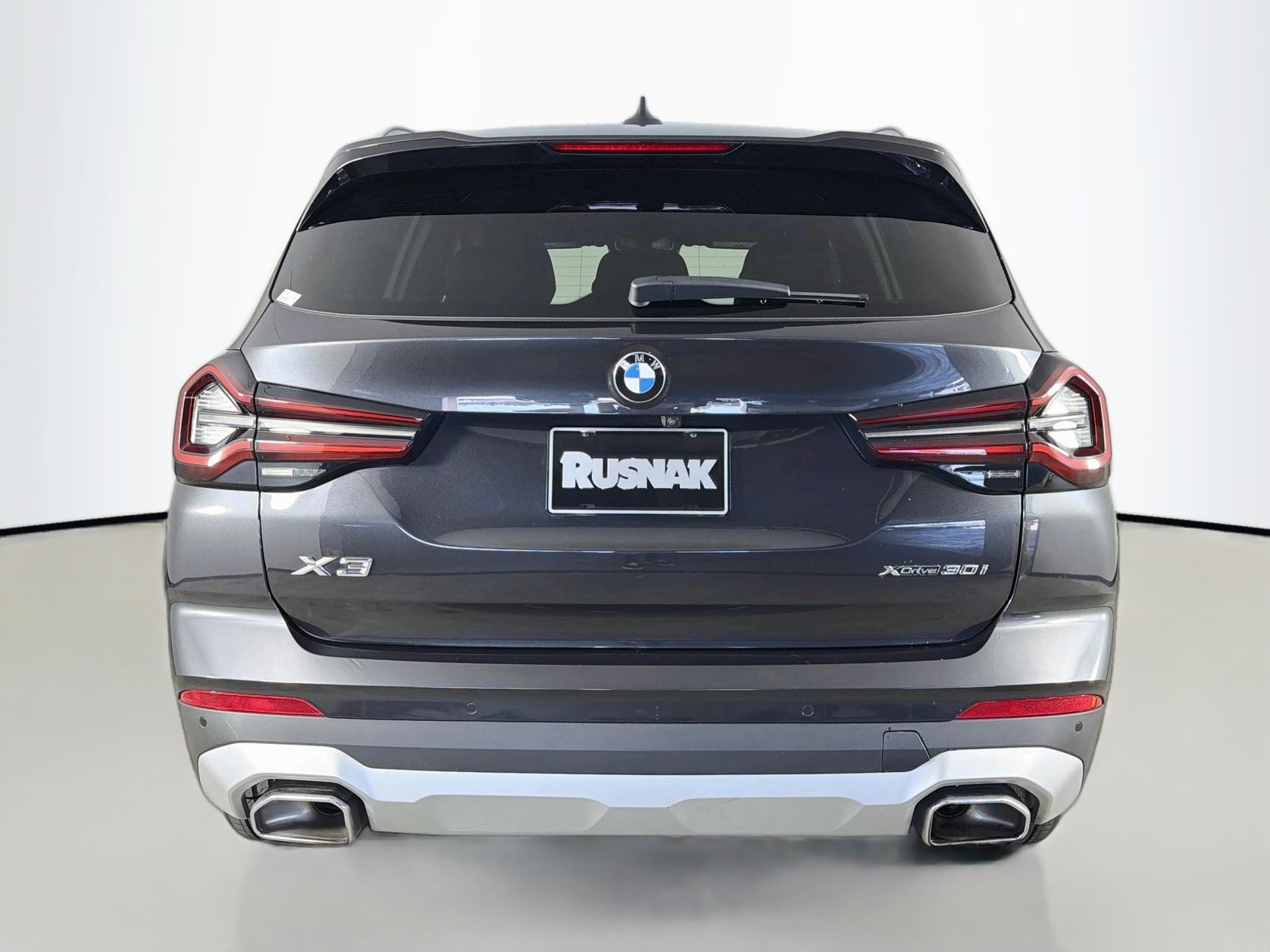 View vehicle photo 6