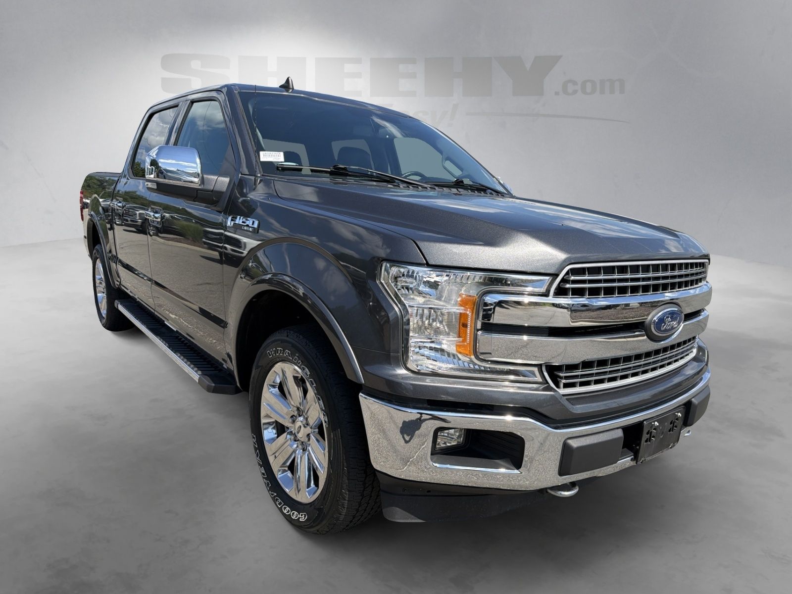 Certified Used 2020 Magnetic Ford Lariat image 2