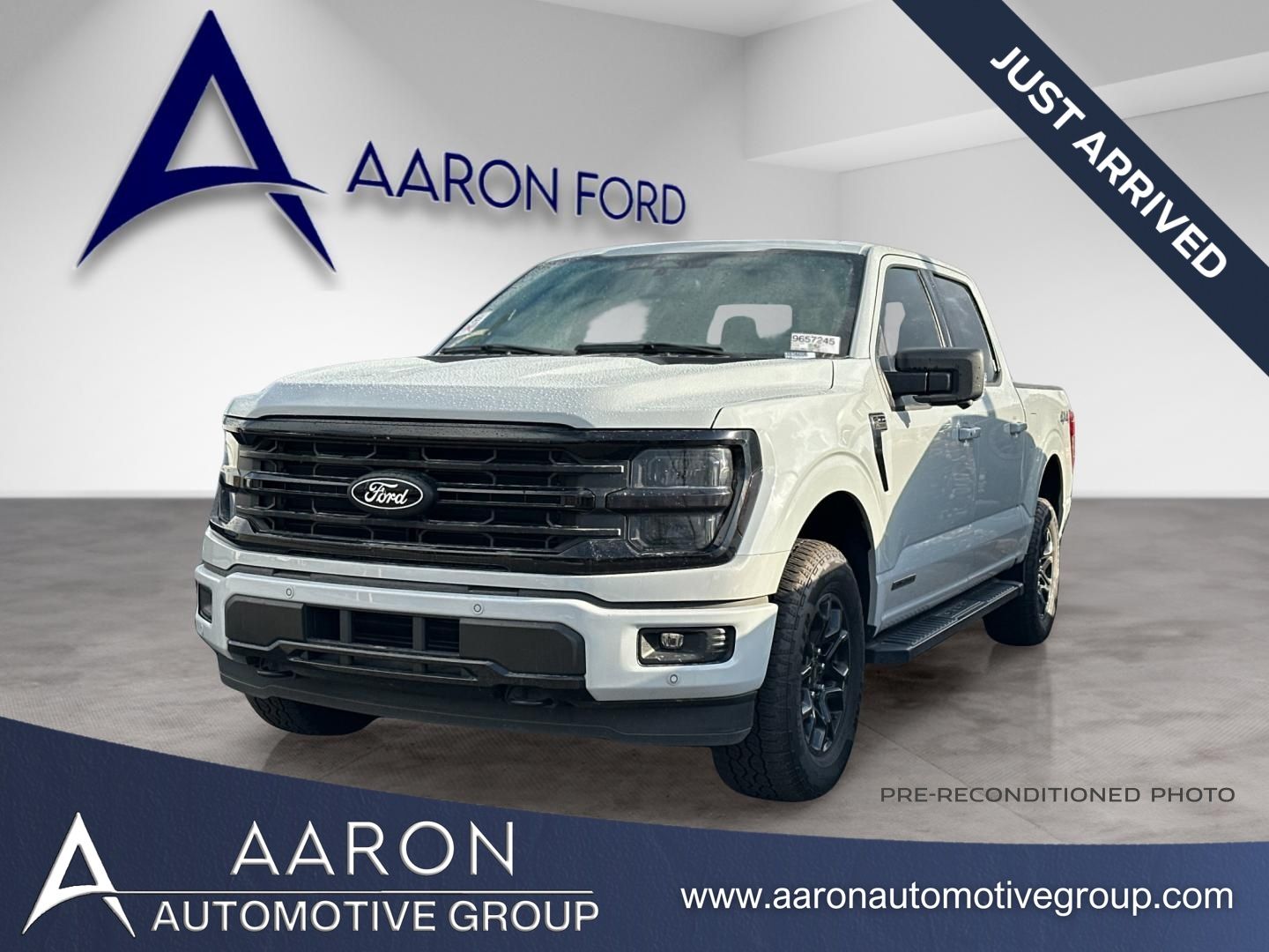 Avalanche Gray 2024 Ford F-150 XLT SuperCrew 4WD Pickup Truck Four-Wheel Drive Automatic