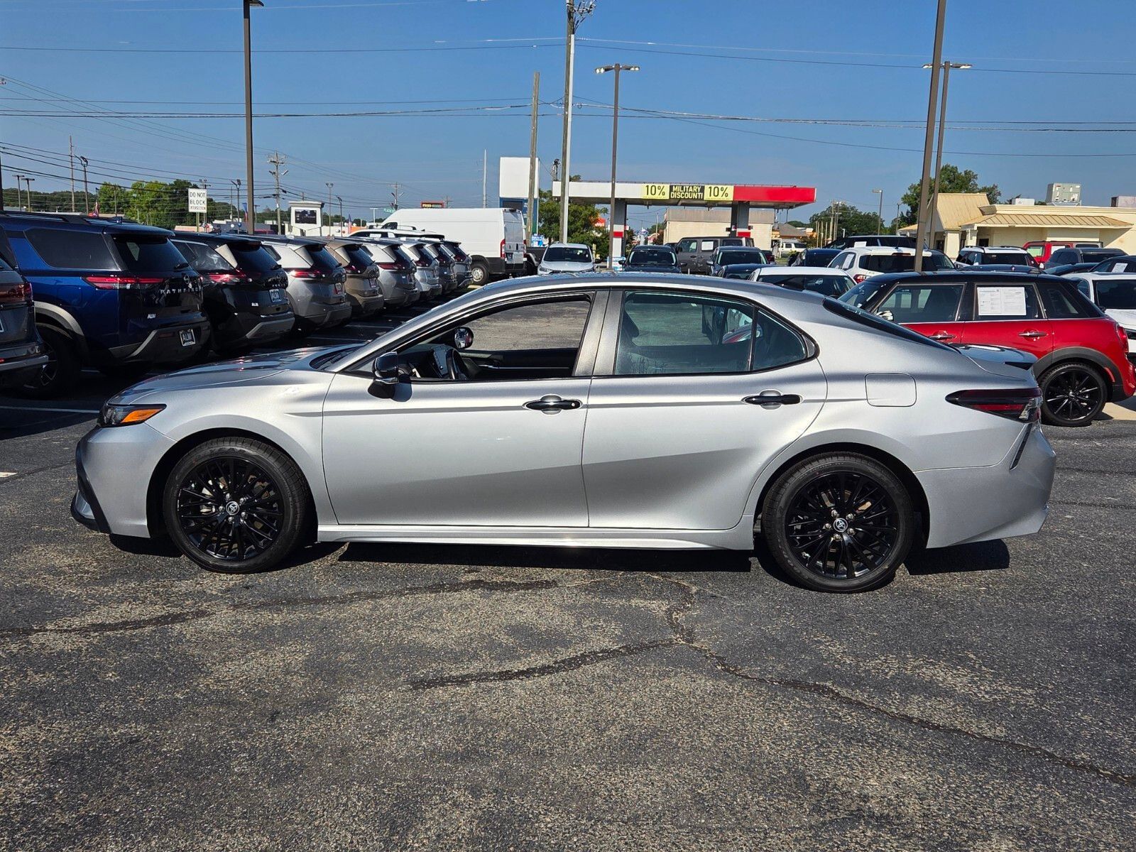 Used 2022 Silver Toyota SE Nightshade image 4