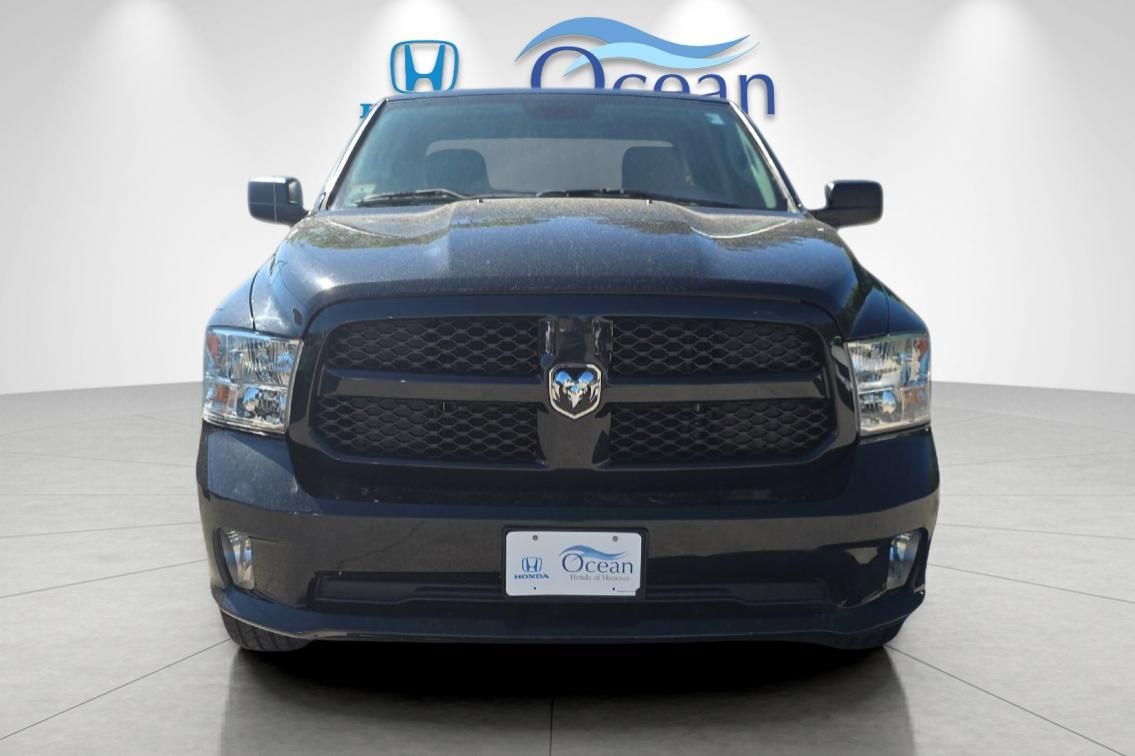 Used 2019 Brilliant Black Crystal Pearlcoat Ram Express image 8