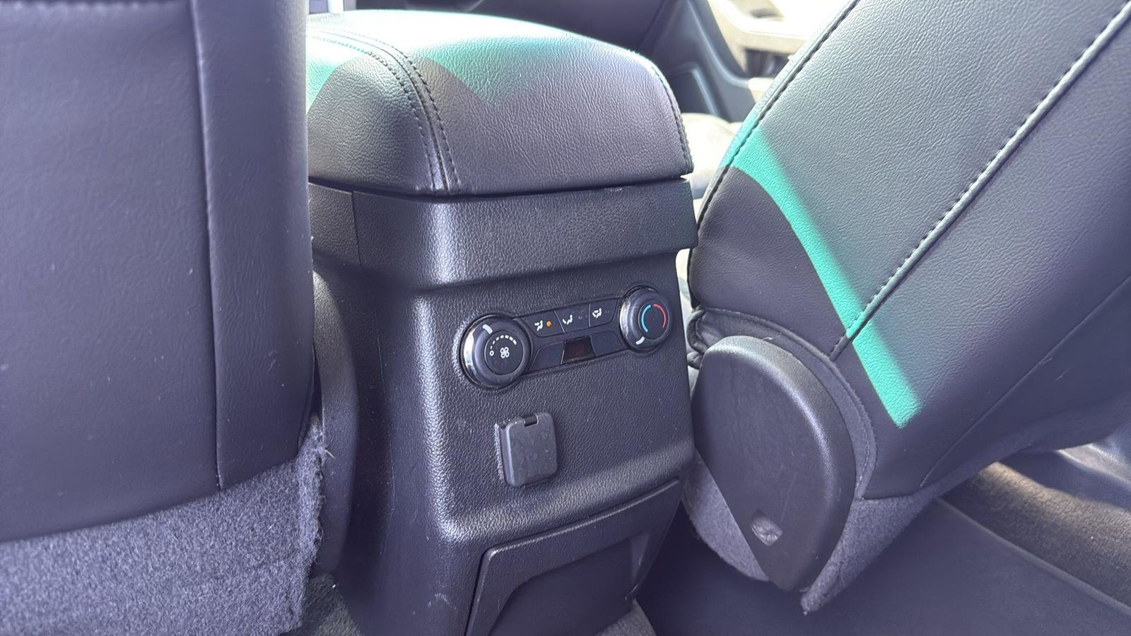 Used Car 2014 Ford Explorer  Xlt For Sale Under $15,000 In Austin, Texas