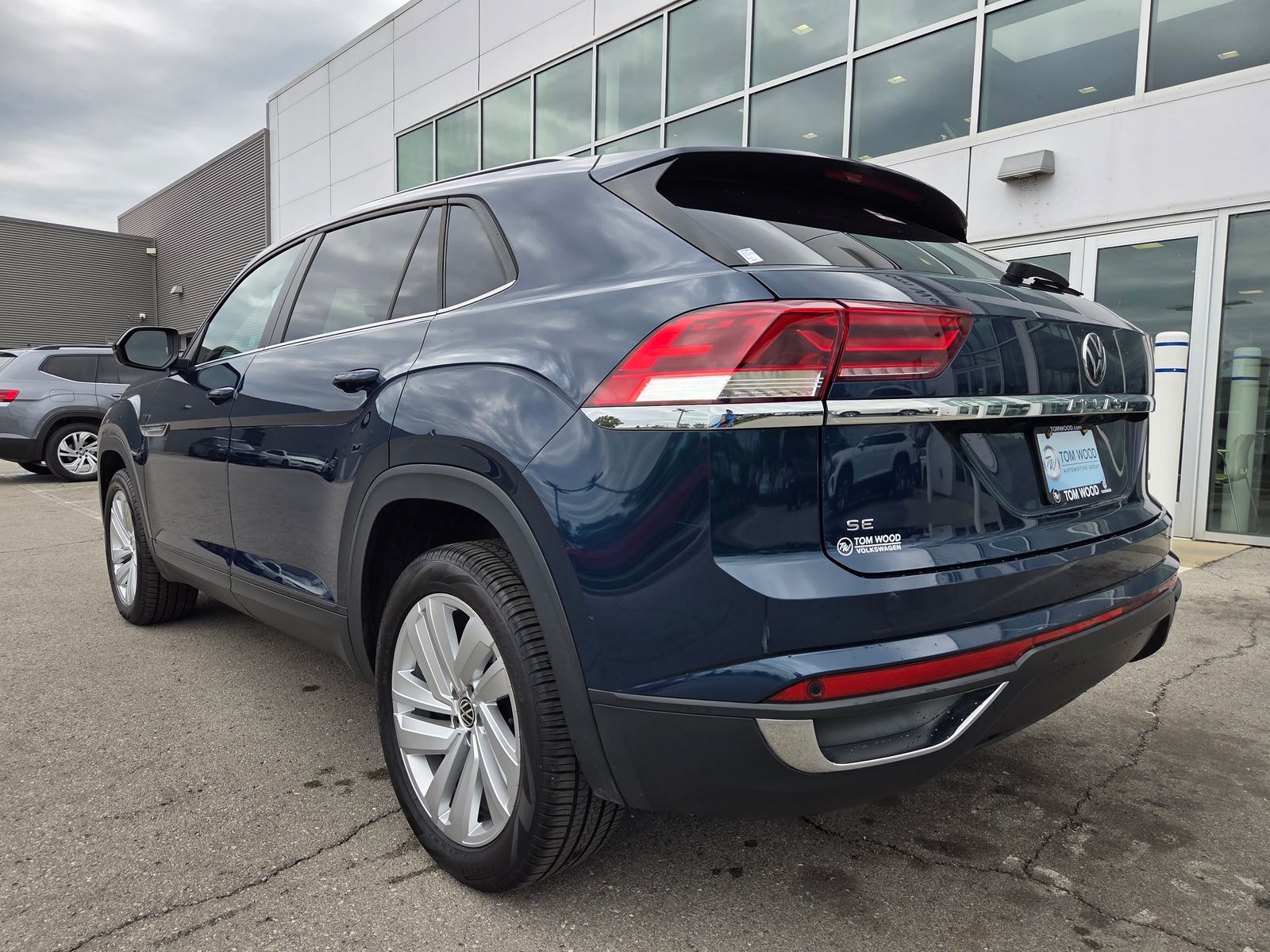 used 2020 Volkswagen Atlas Cross Sport car, priced at $22,250