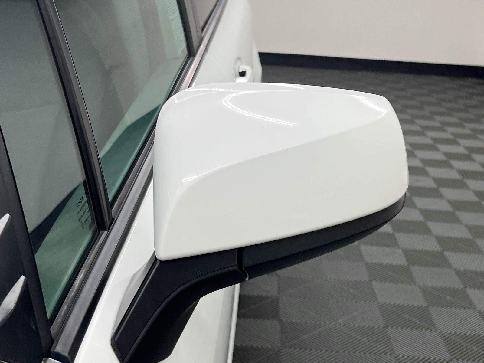 used 2023 Toyota Sienna car, priced at $33,788