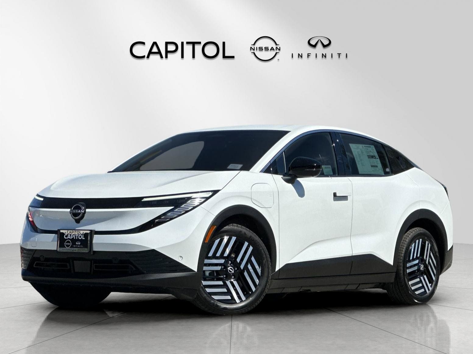 Everest White Pearl Tricoat 2026 Nissan LEAF SUV / Crossover Front-Wheel Drive Automatic
