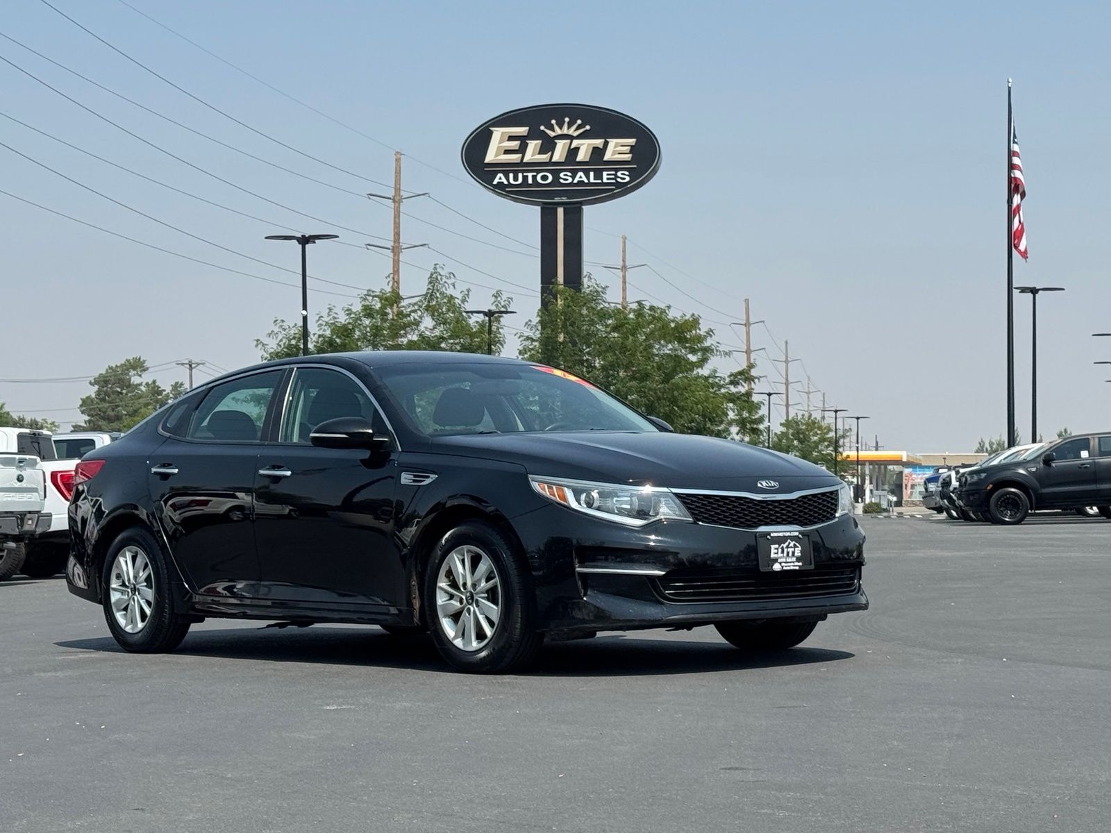 Ebony Black 2017 Kia Optima Sedan Front-Wheel Drive 6-Speed Automatic