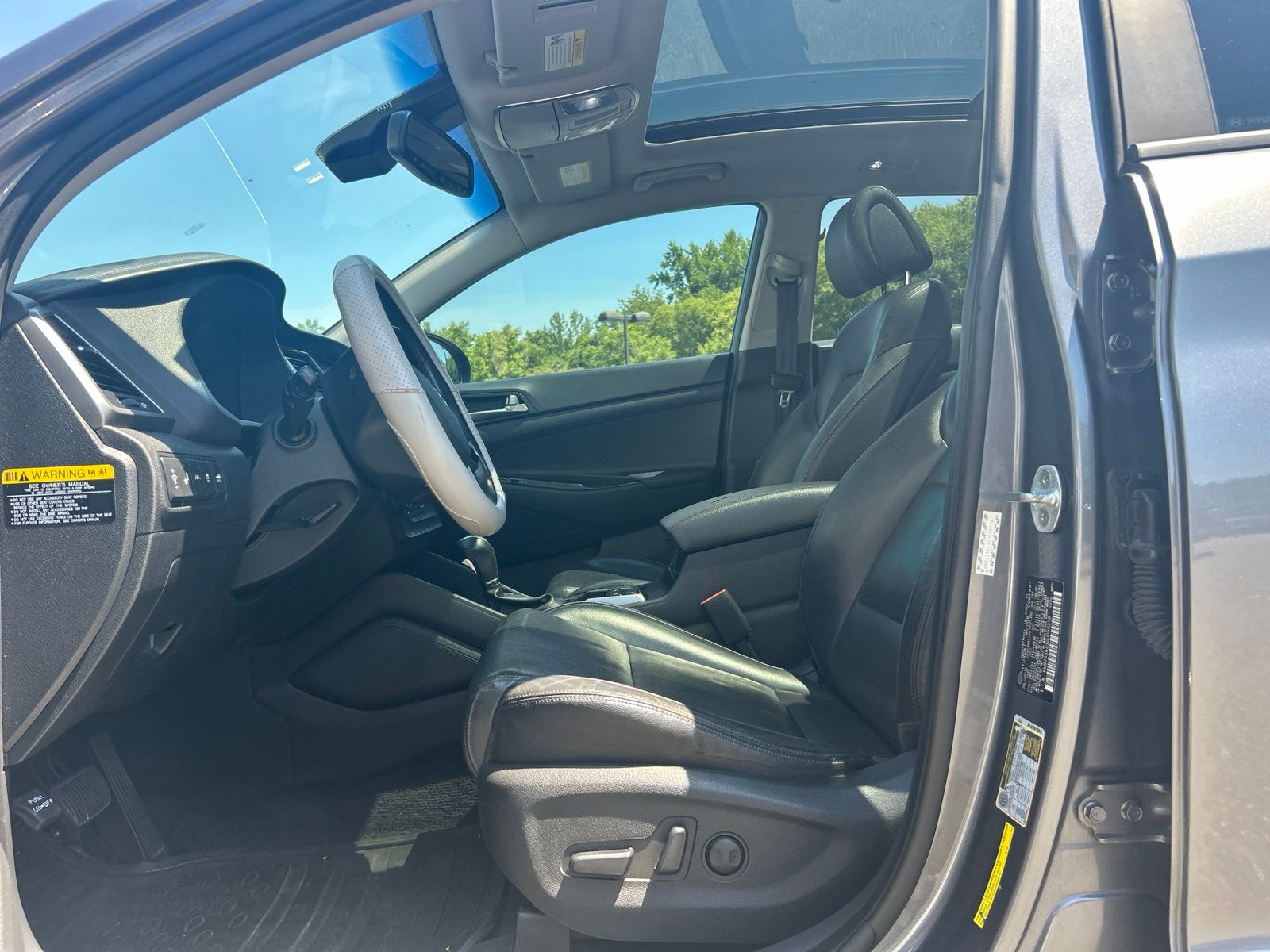 Used 2016 Gray Hyundai Limited image 20