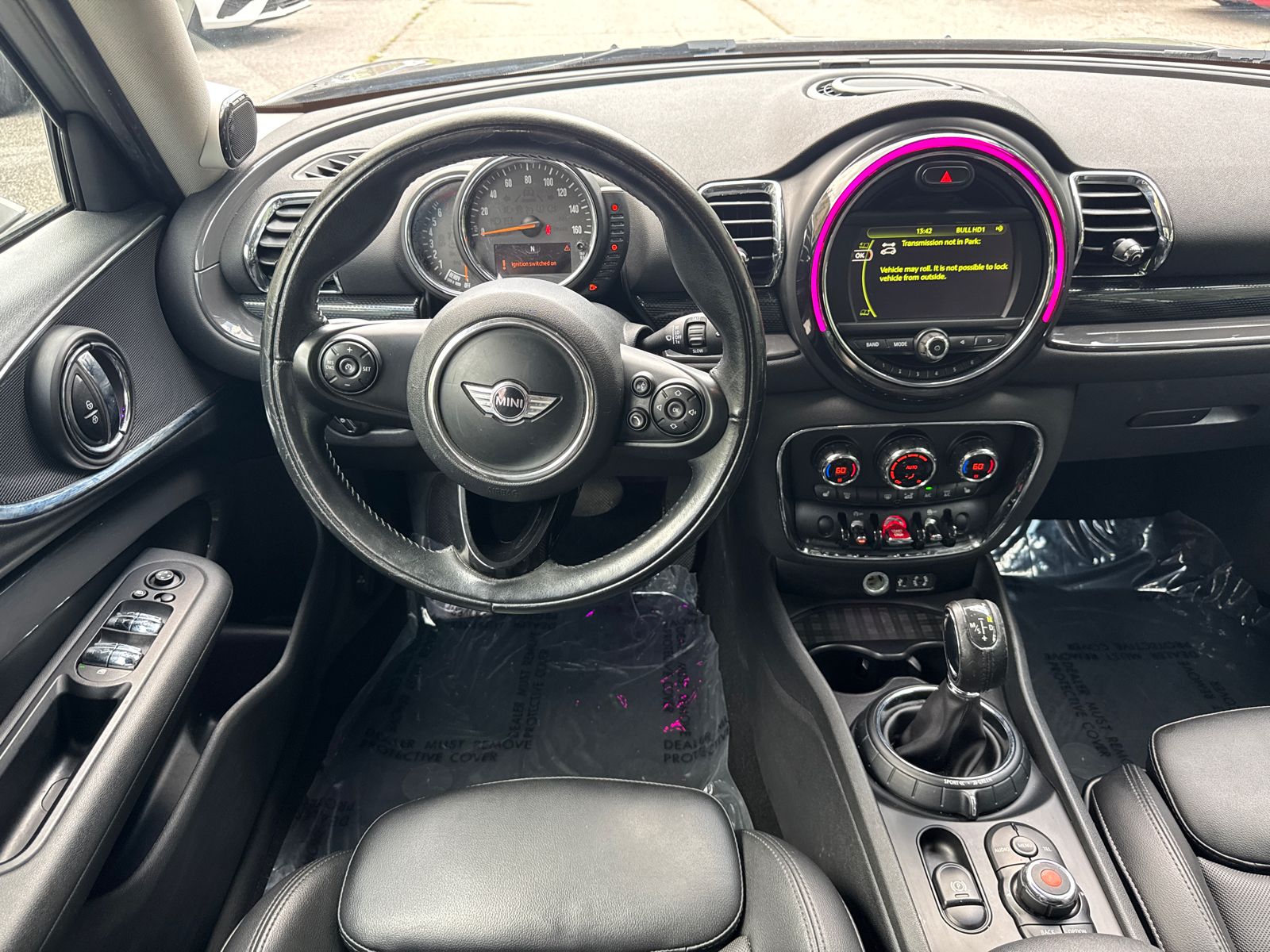 Used 2017 Silver MINI Clubman image 22