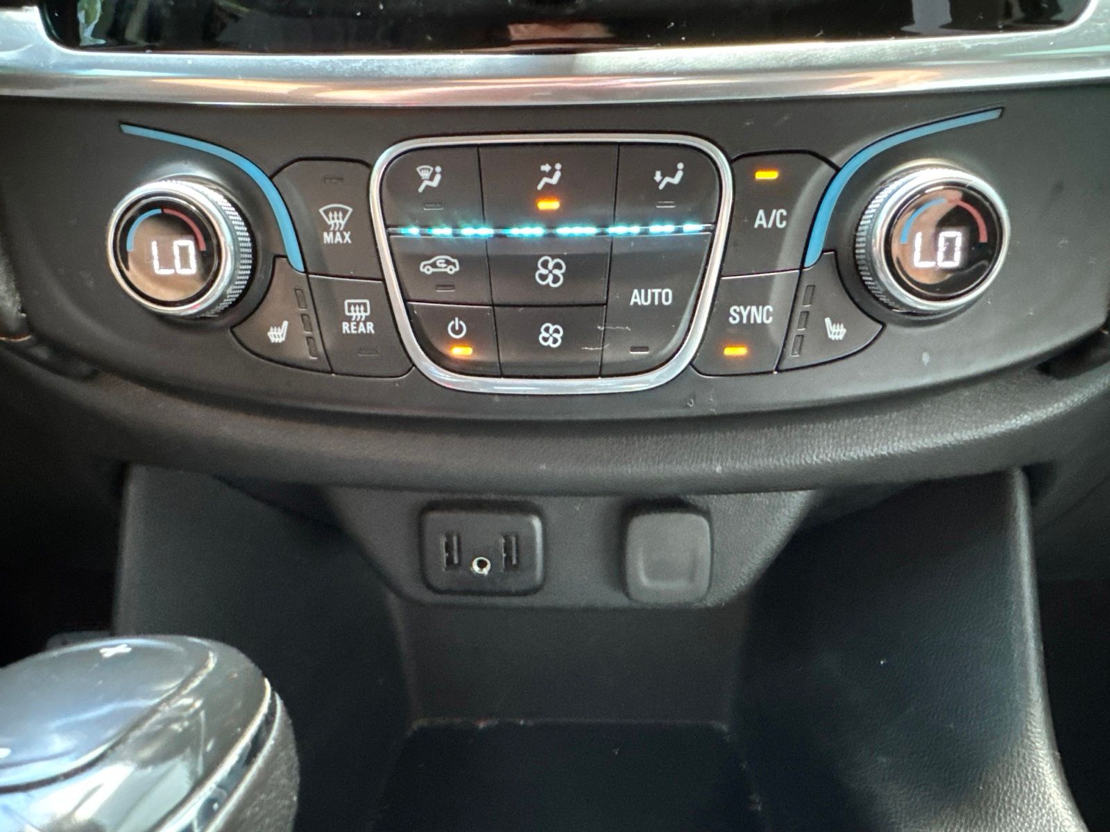 Used 2019 Graphite Metallic Chevrolet LT image 21