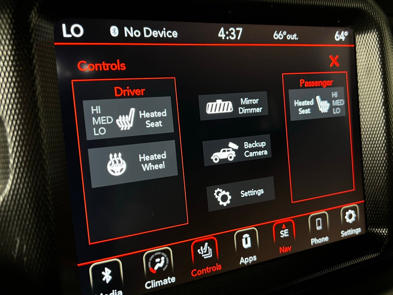 Thumbnail: 2021 Jeep Wrangler - 18