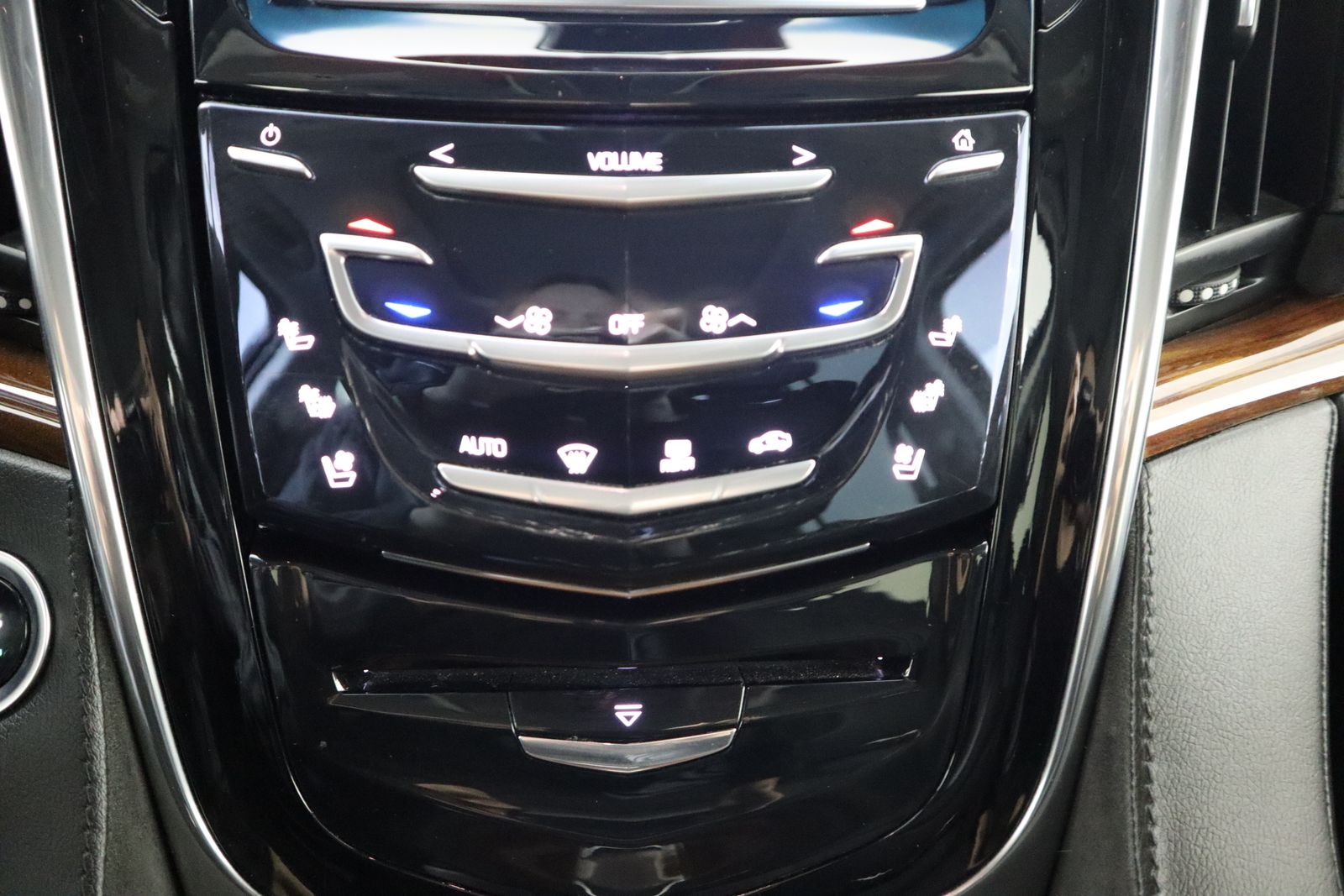 2015 Cadillac Escalade Premium photo