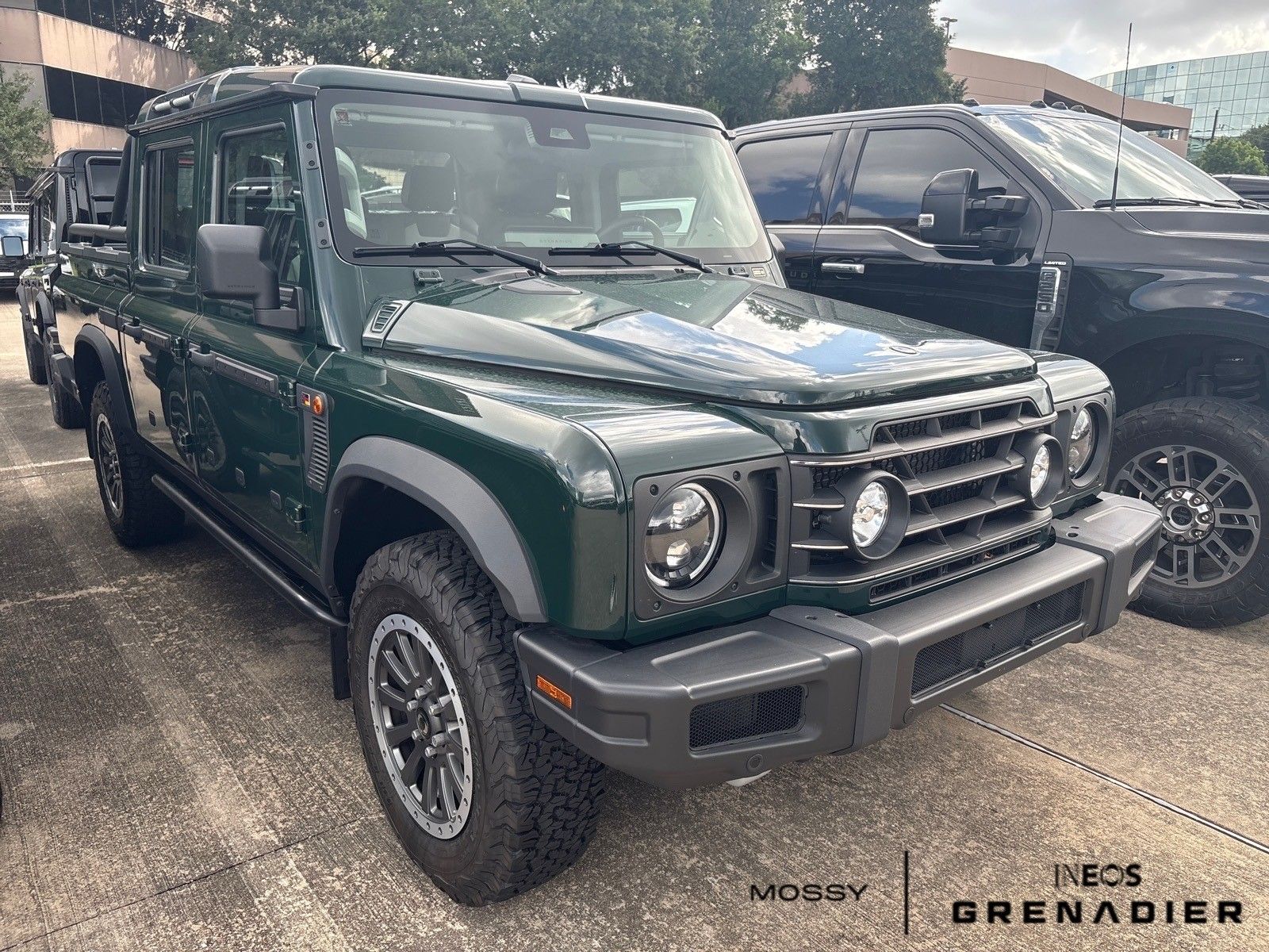 Sela Green 2025 Ineos Quartermaster Fieldmaster 4WD Pickup Truck Four-Wheel Drive 8-Speed Automatic