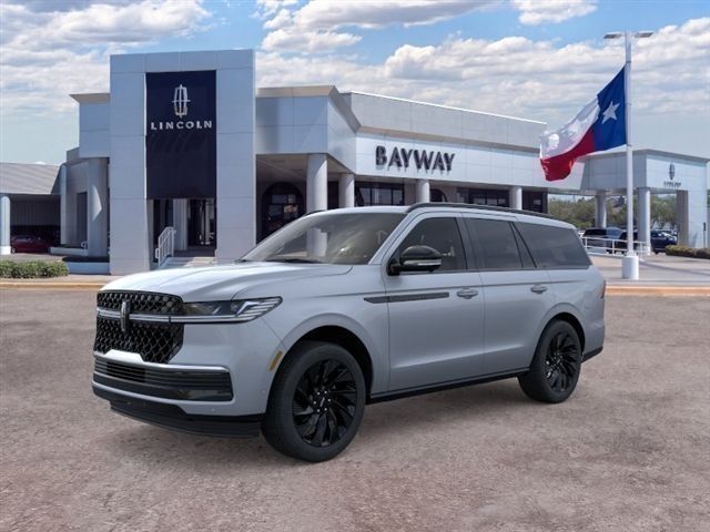 Gray Mist Metallic Tri-Coat 2026 Lincoln Navigator SUV / Crossover Four-Wheel Drive Automatic