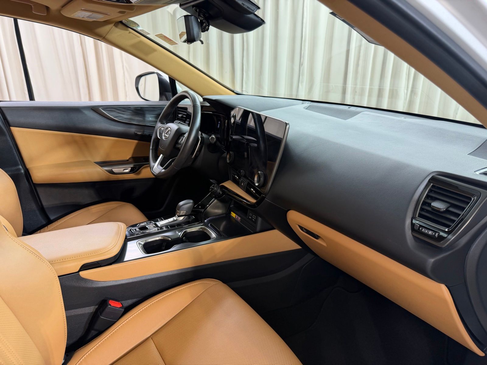 Used 2025 White Lexus 350h Premium image 49
