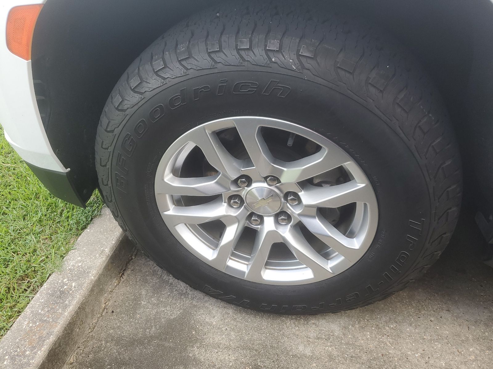 2022 Chevrolet Tahoe LT White at Ross Downing Chevrolet