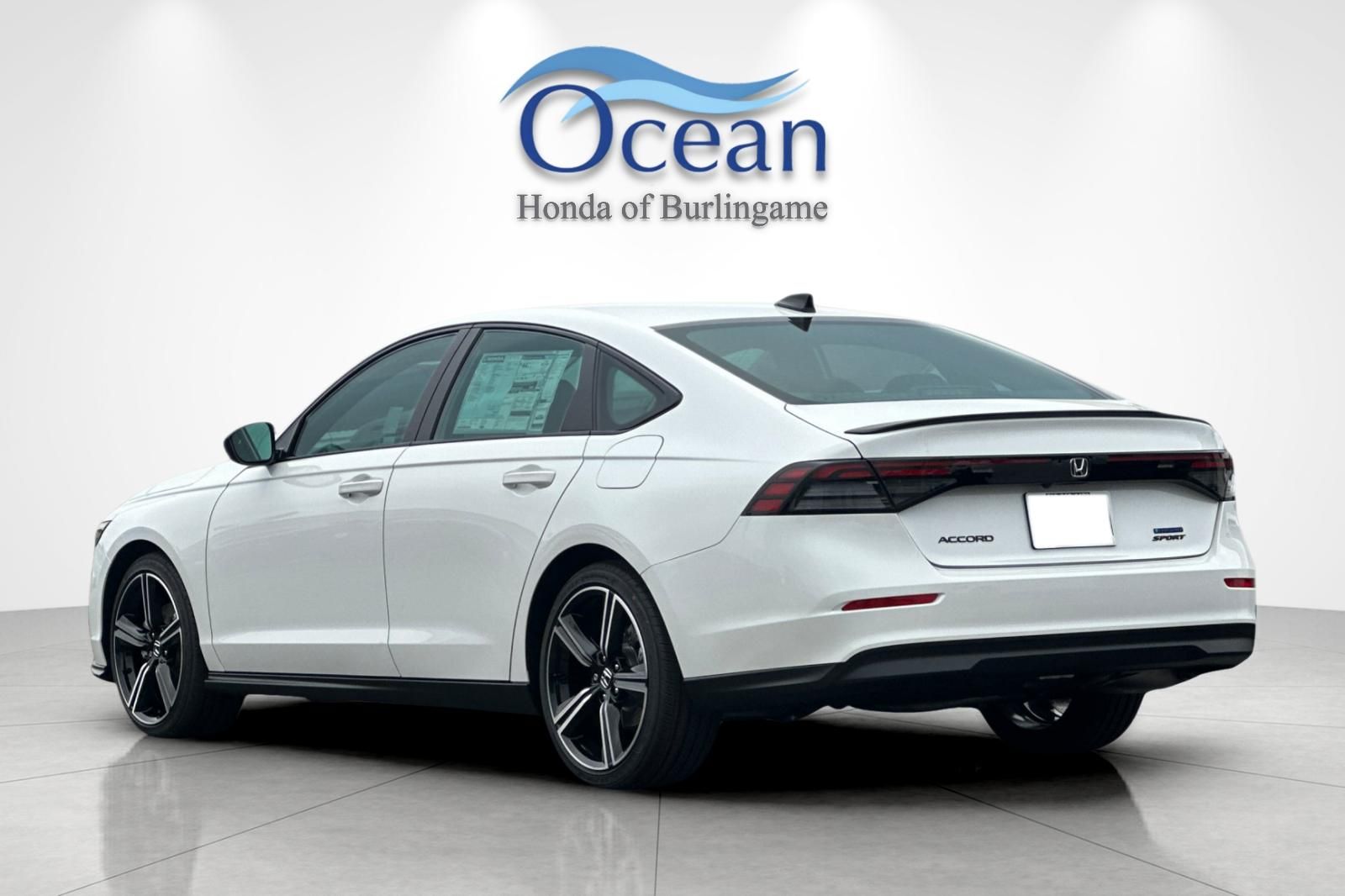 New 2026 PLATINUM WHT PR Honda Sport image 6