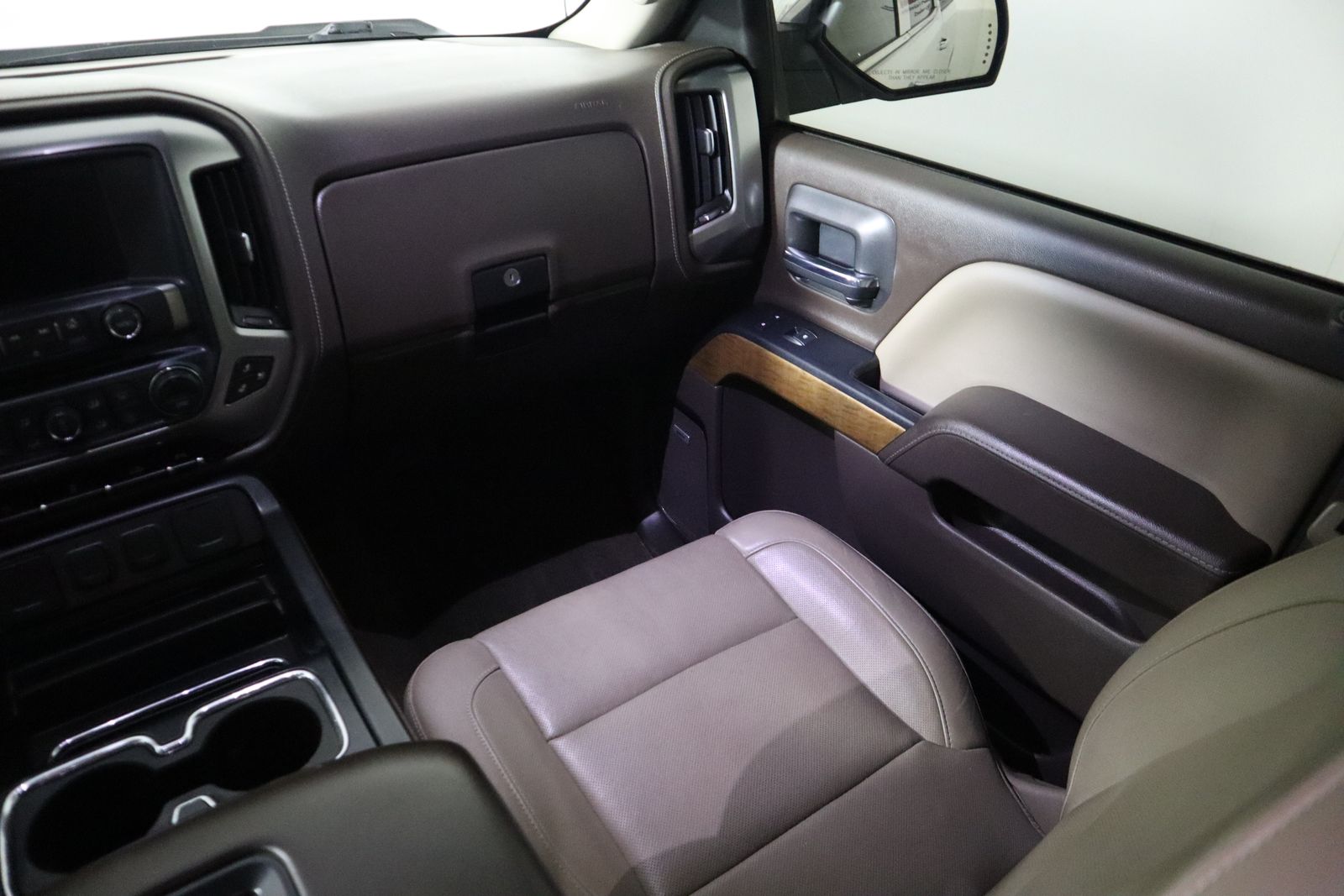 2018 Chevrolet Silverado 1500 LTZ photo