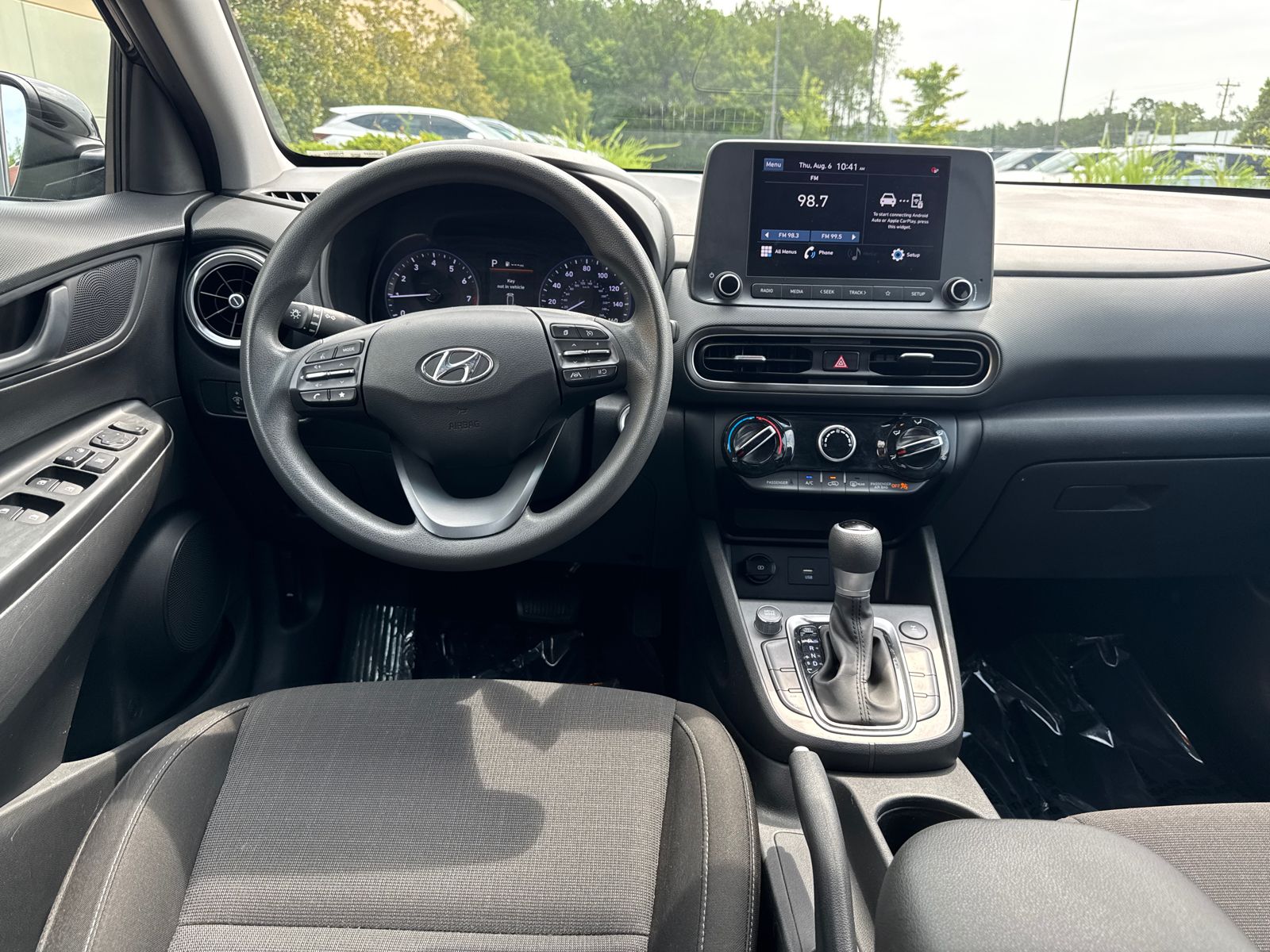 Used 2023 Black Hyundai SEL image 22