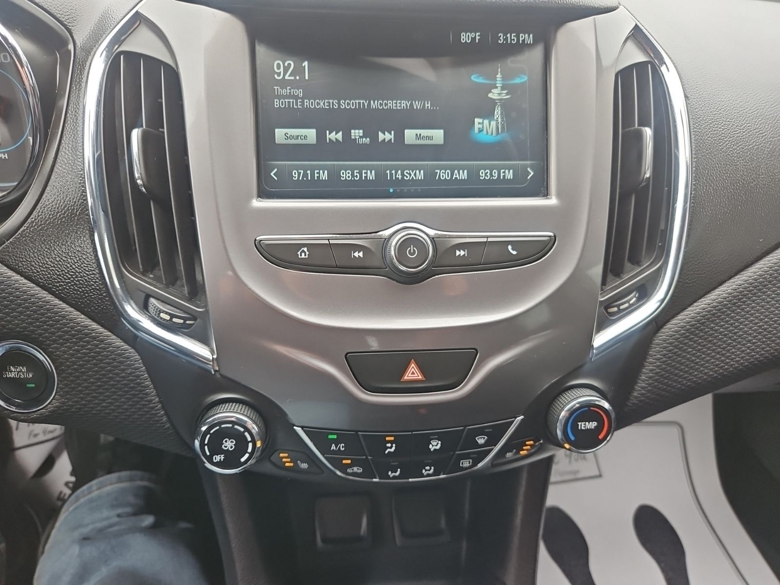 2016 Chevrolet Cruze LT - Photo 23