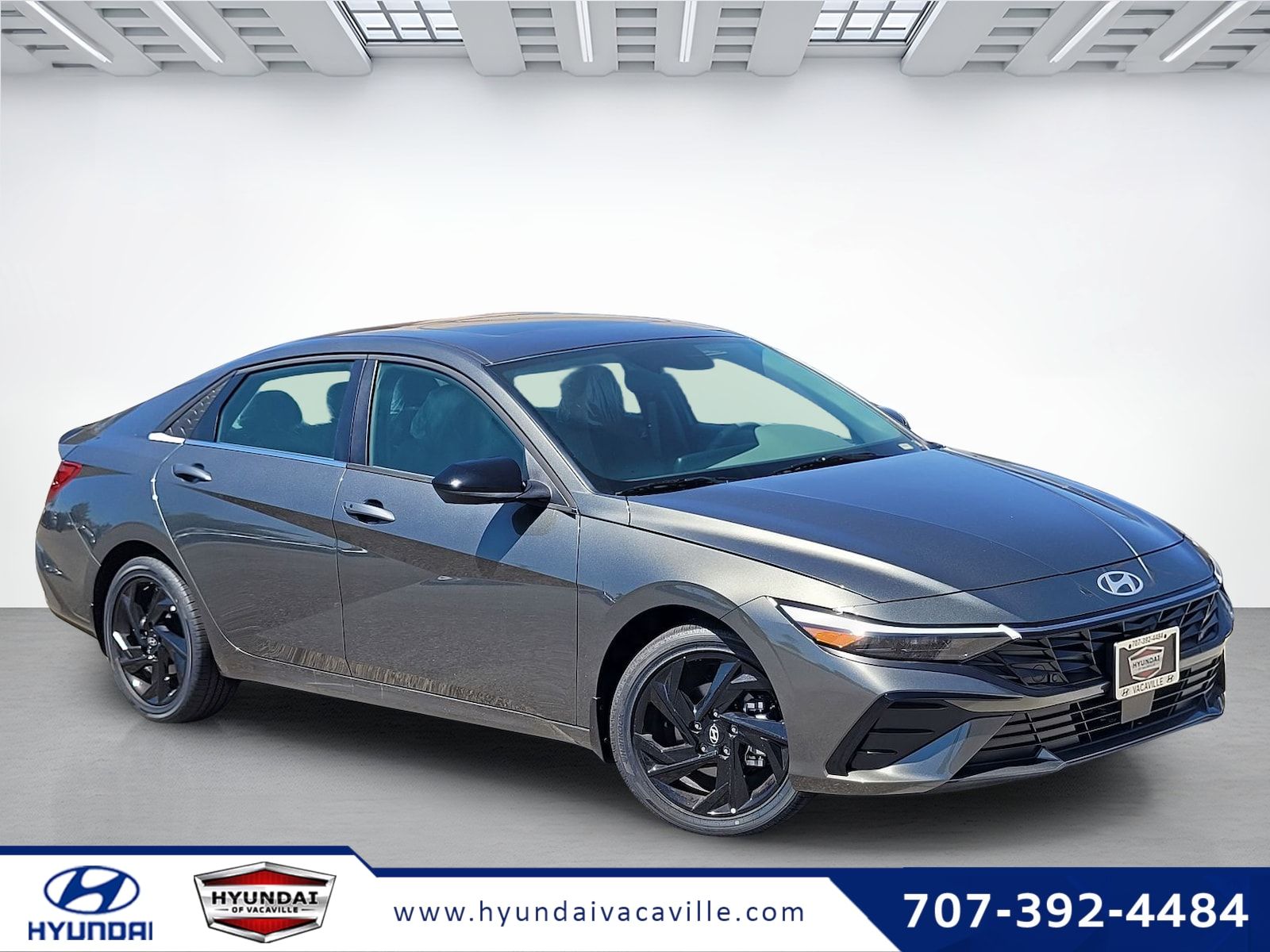 Amazon Gray 2026 Hyundai Elantra Sedan Front-Wheel Drive Continuously Variable Transmission