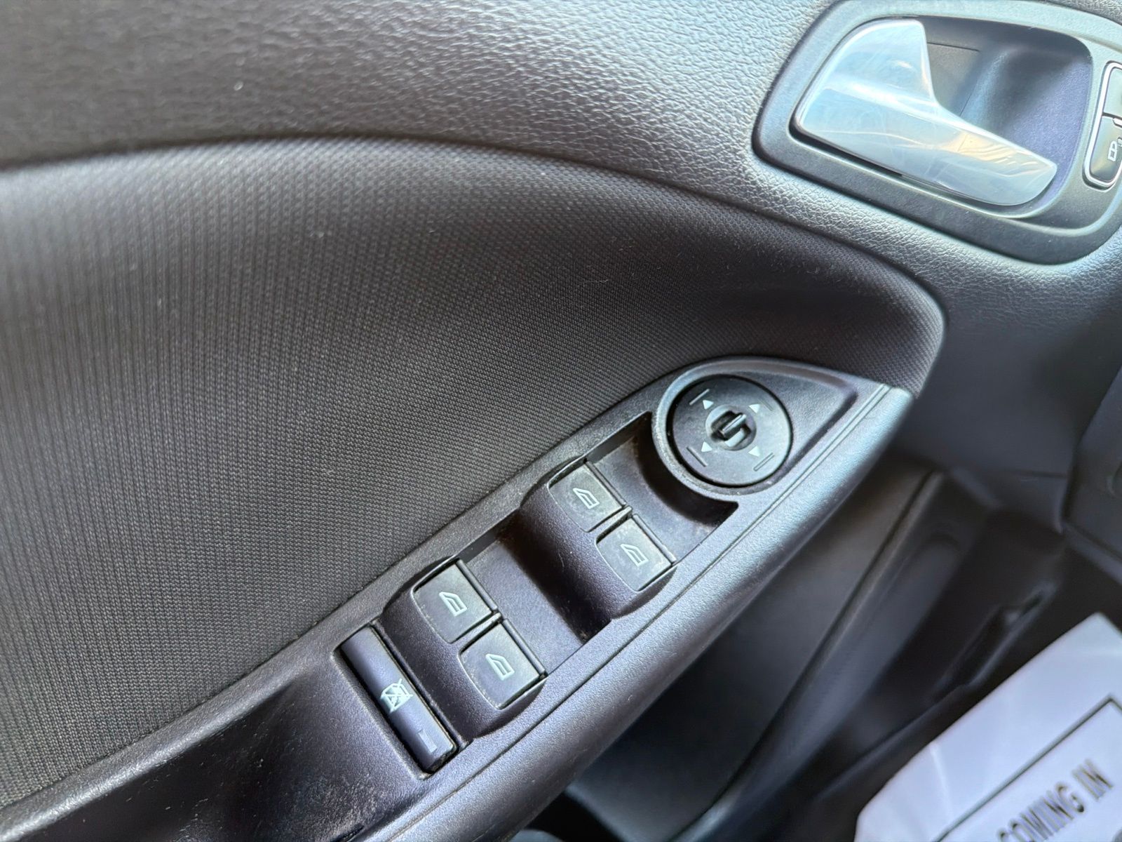 Used 2018 Ingot Silver Ford SE image 23