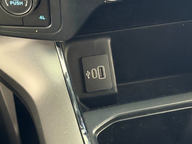New 2026 Oxford White Ford XLT image 30