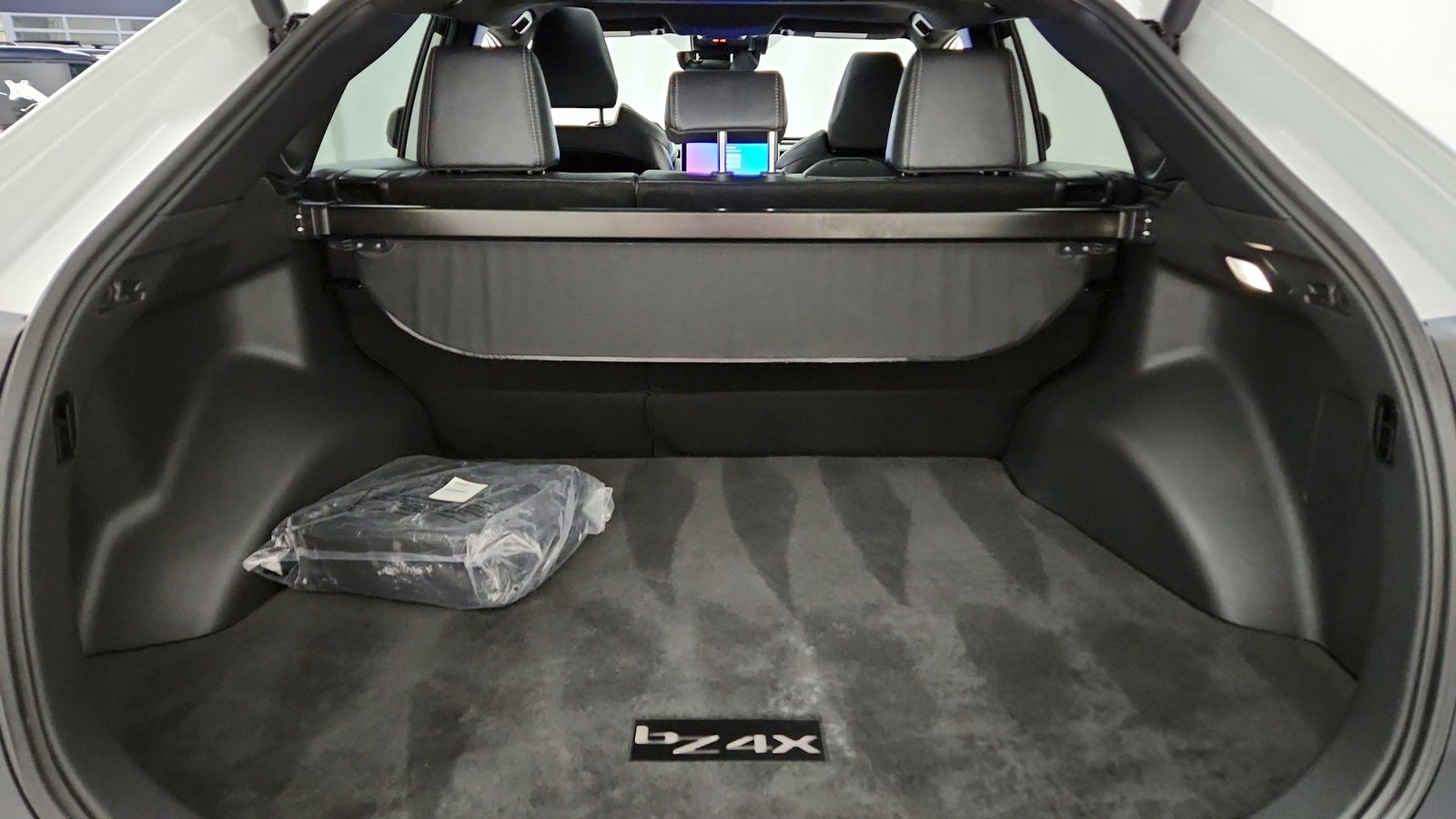 Used 2024 Beige Toyota XLE image 44
