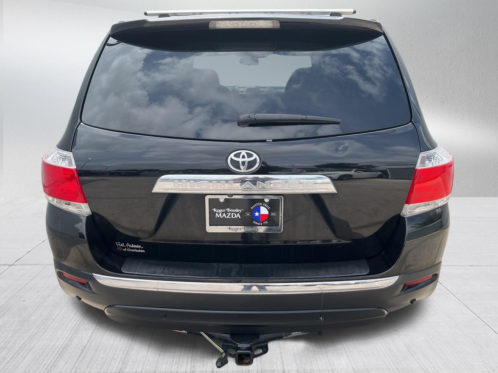 Used Car 2013 Toyota Highlander  For Sale Under $12,000 In Austin, Texas